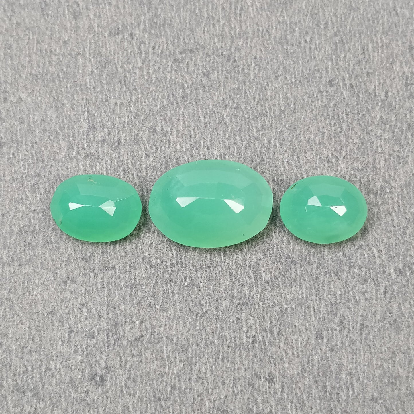 Chrysoprase Gemstone