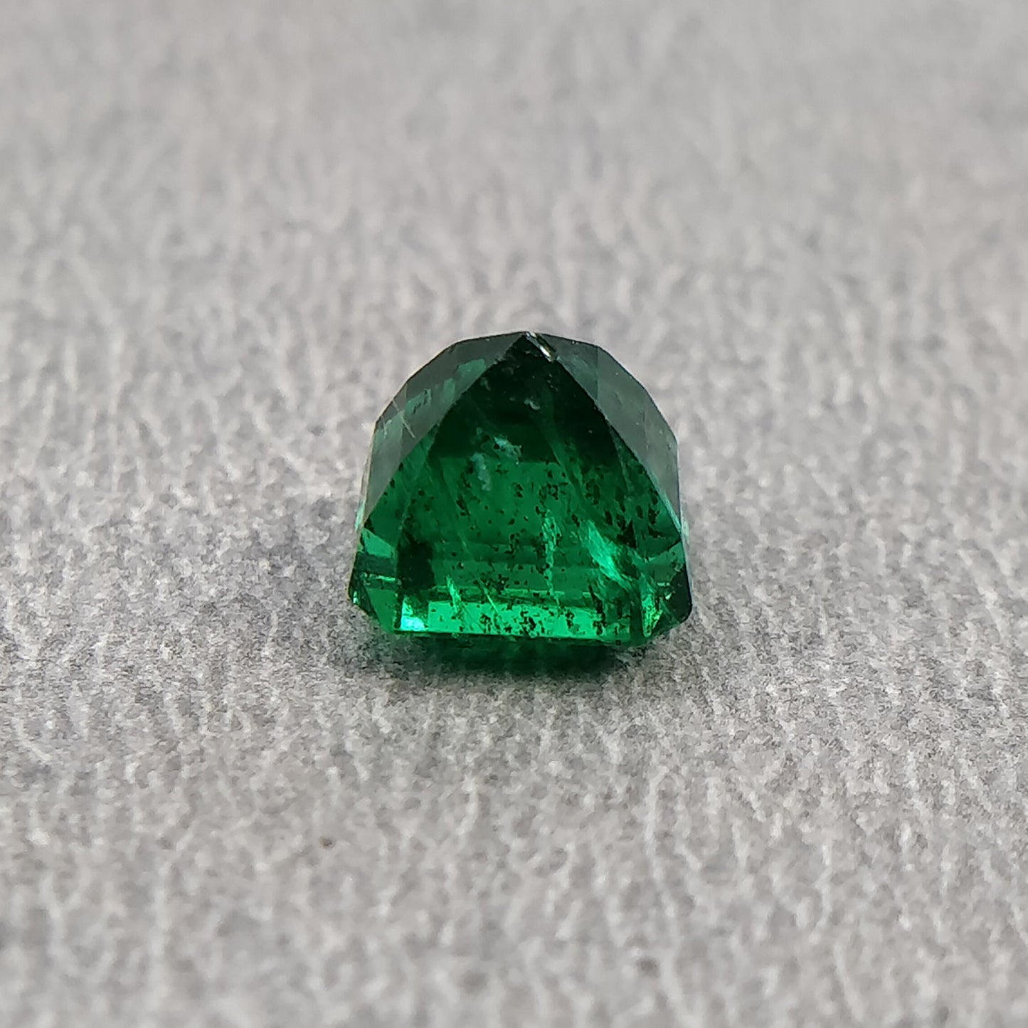 Normal Cut Emerald