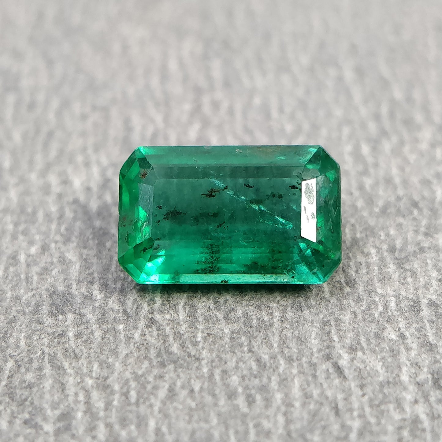 Normal Cut Emerald
