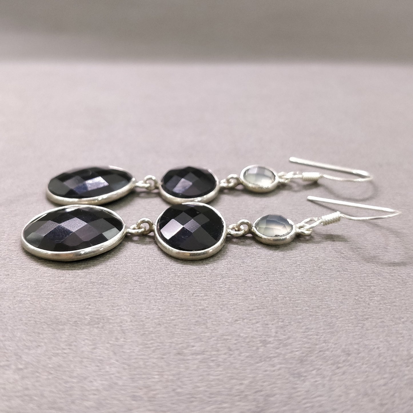 Black Rhinestone