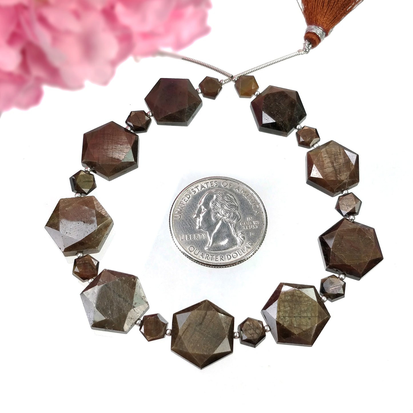 Faceted beads