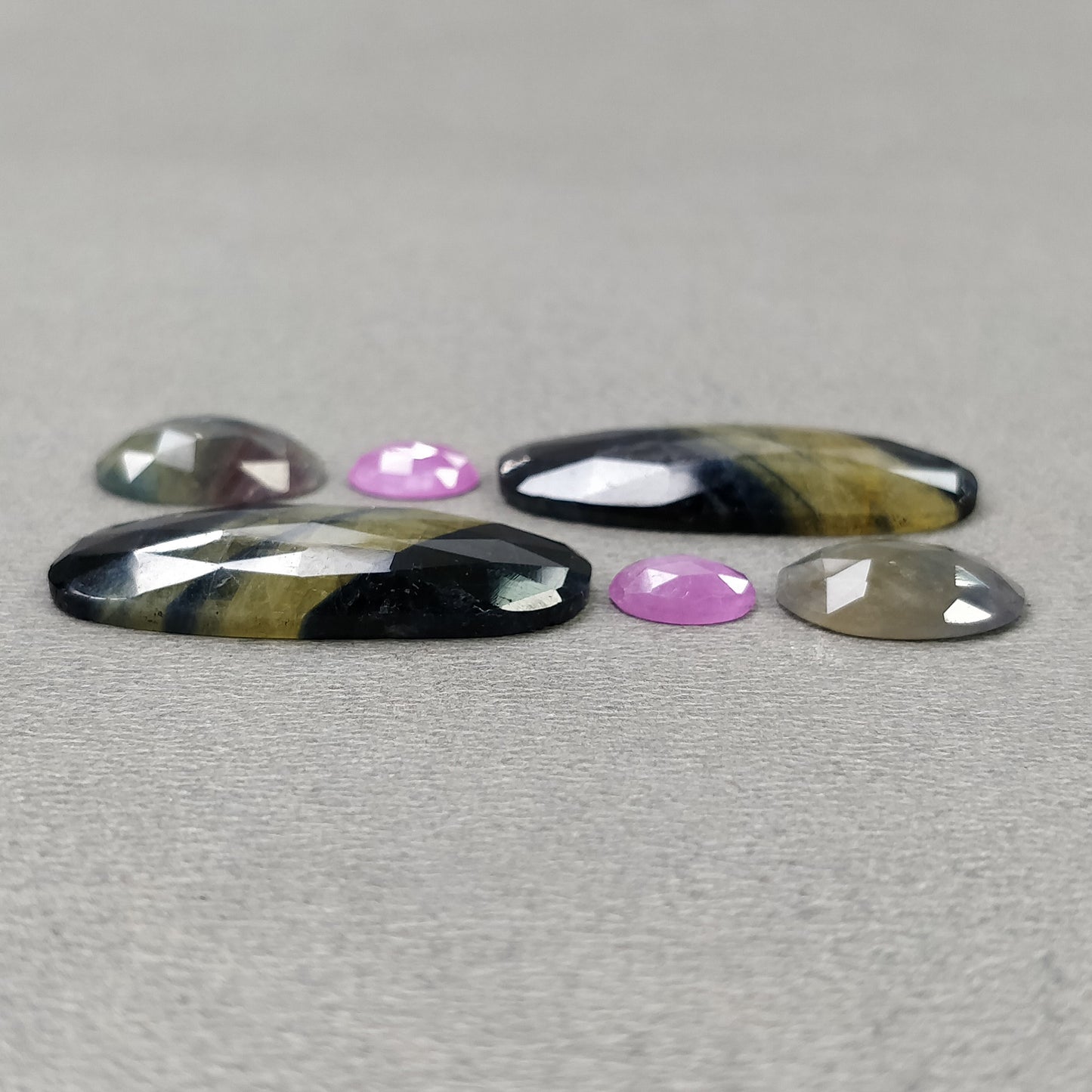 Bi-Color Sapphire