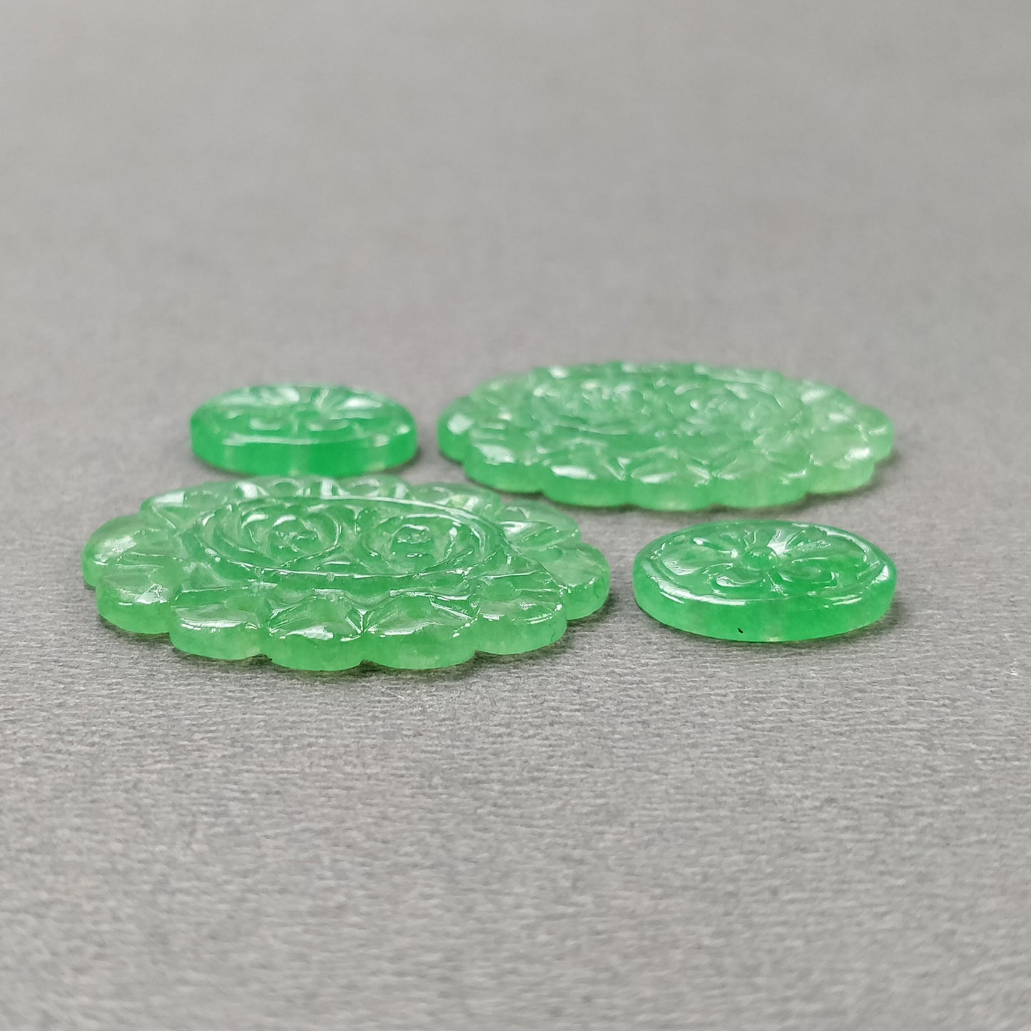 QUARTZ Gemstone Carving : 33.60cts Natural Color Enhanced Quartz Hand Carved Oval Shape 14*10.5mm - 29*21mm 4pcs