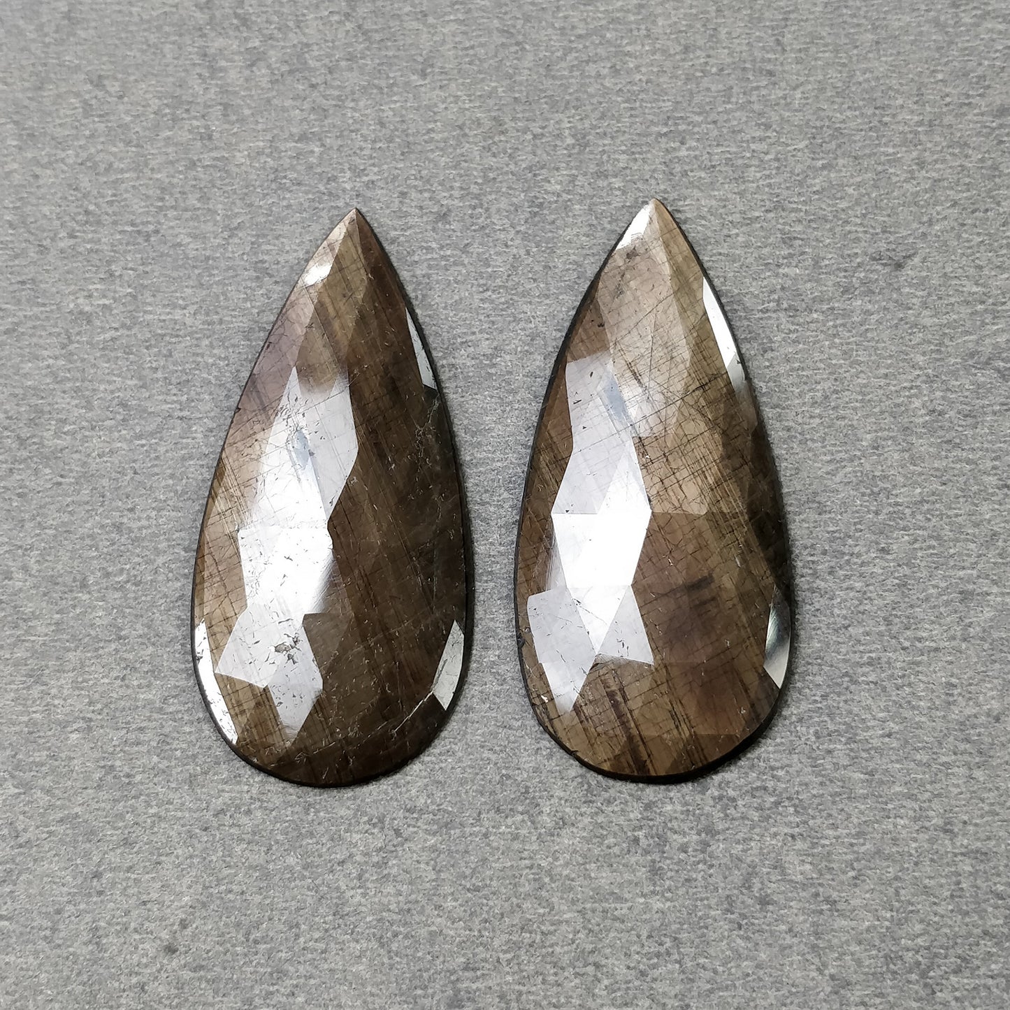 Sapphire Gemstone