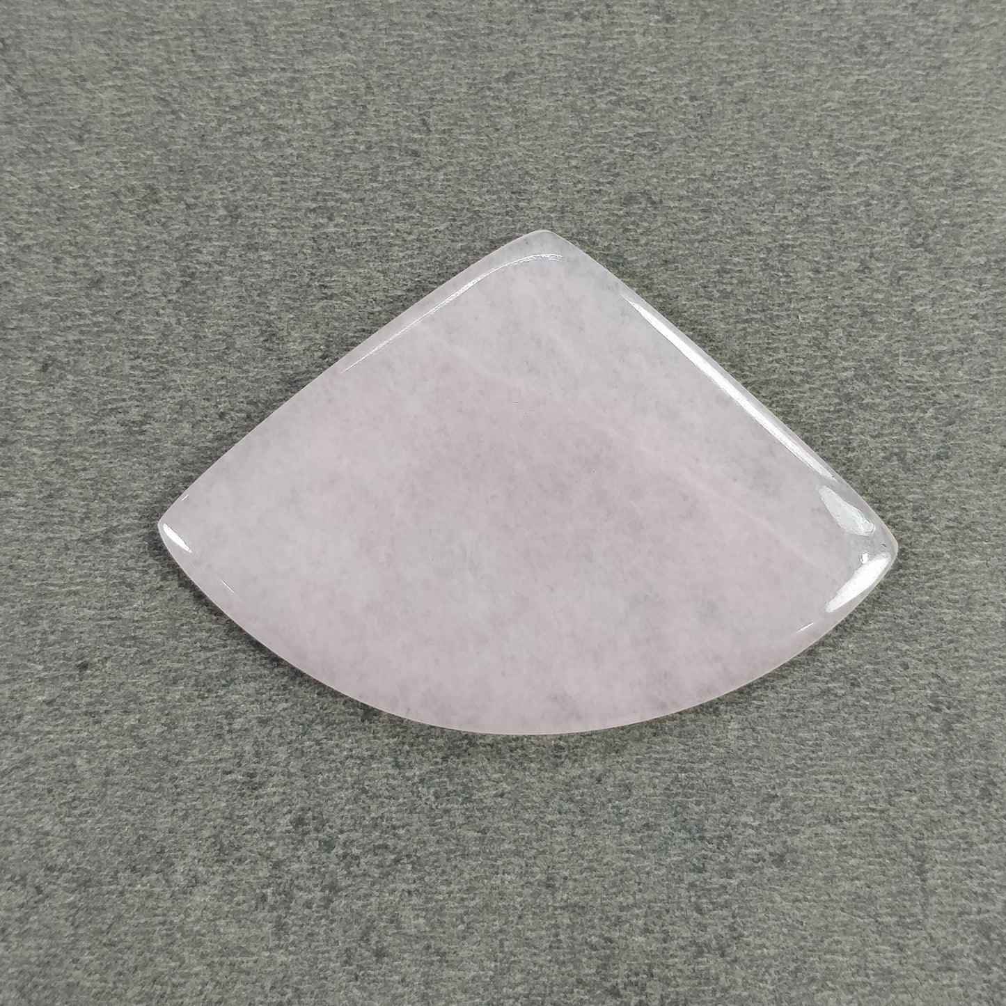 PINK ROSE QUARTZ Gemstone Cabochon : 52.55cts Natural Untreated Unheated Quartz Gemstone Triangle Shape 56*39mm