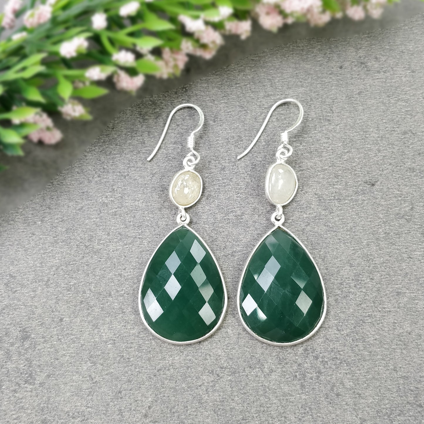 Prong Set Earring