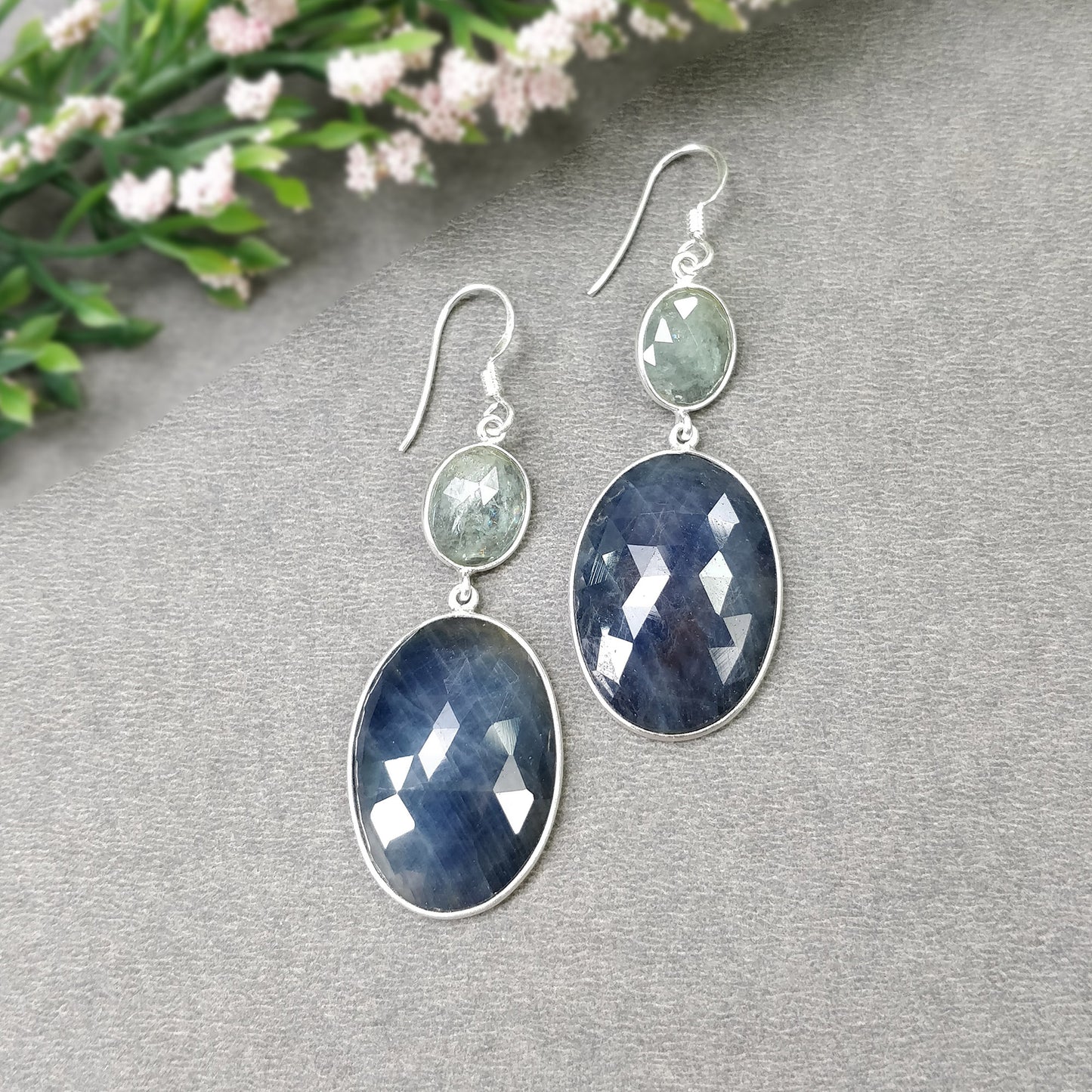Oval Shape Earring