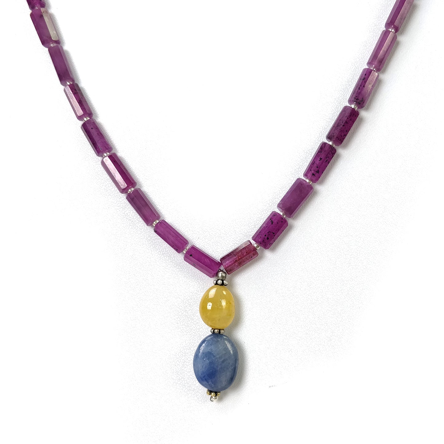 Beaded necklace