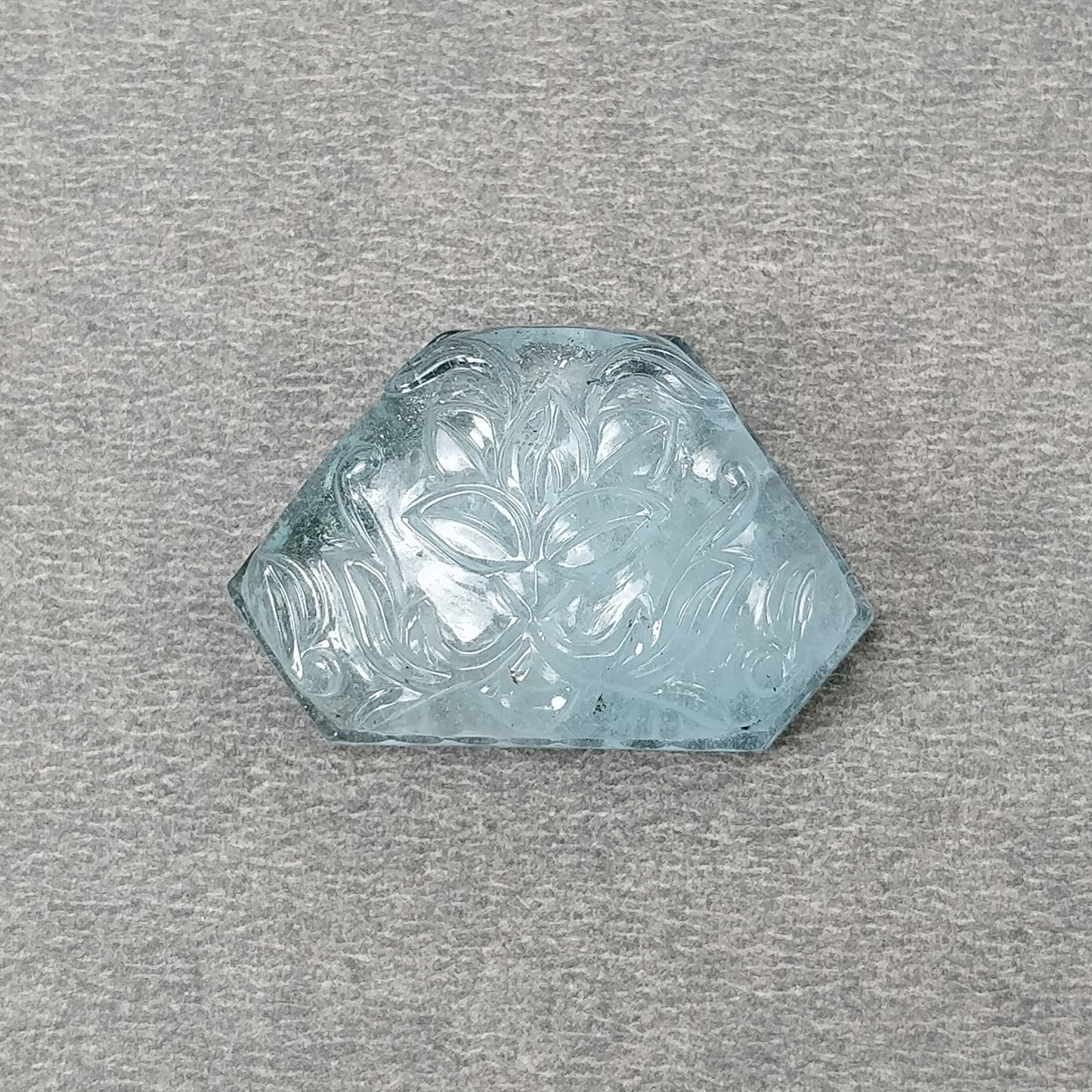 BLUE AQUAMARINE Gemstone Carving : 32.05cts Natural Untreated Both Side Aqua Hand Carved Uneven Shape 29*19mm