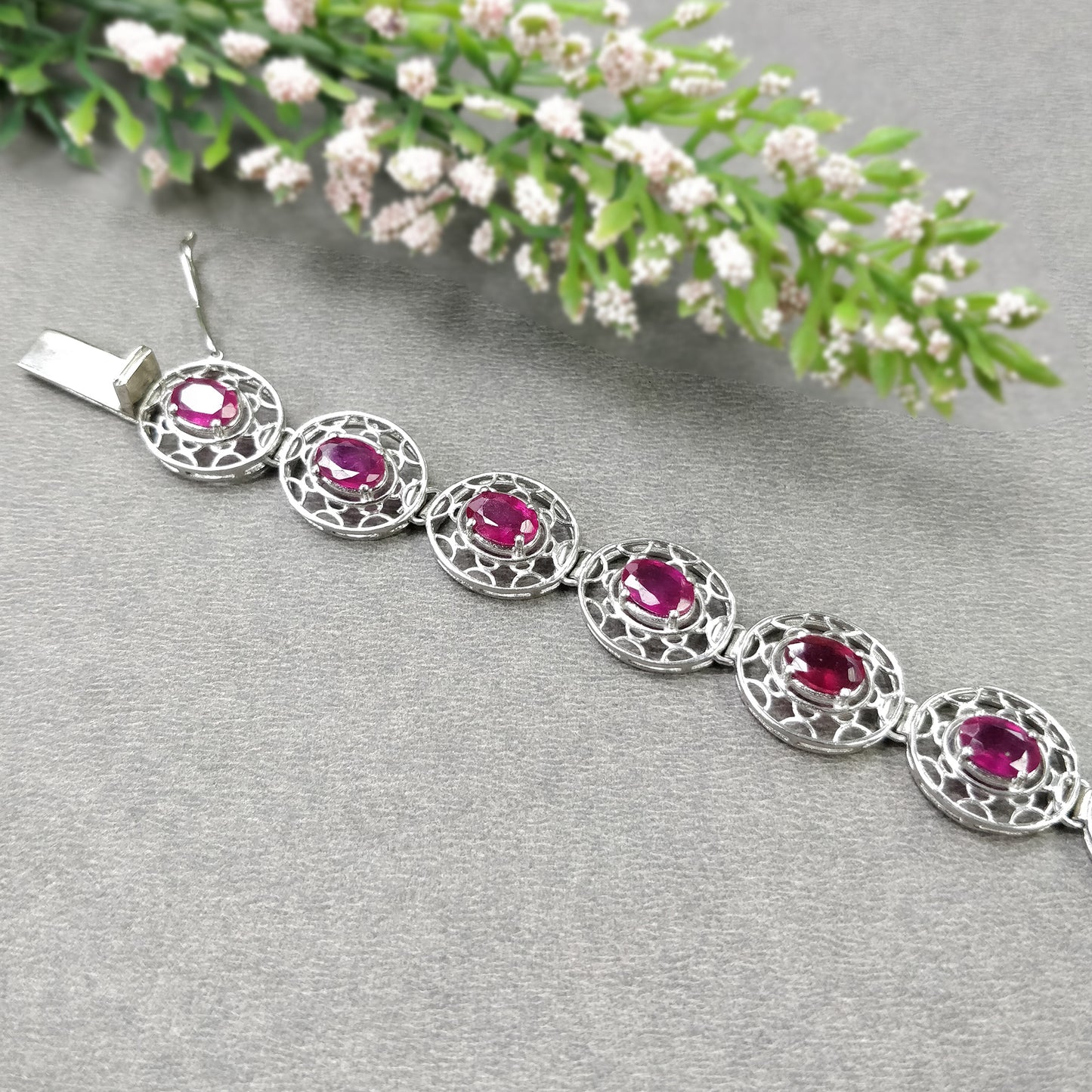 Prong Set Bracelet