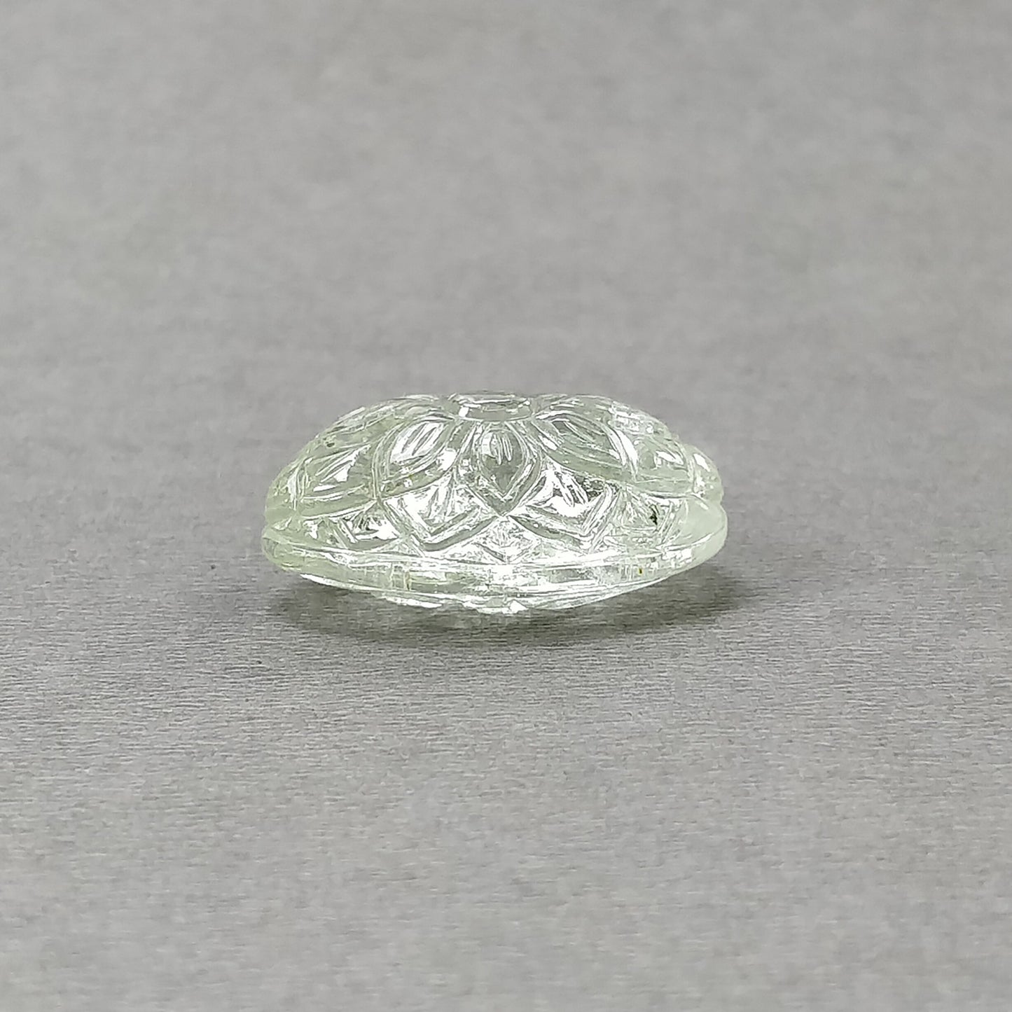 GREEN AQUAMARINE Gemstone Carving : 32.82cts Natural Untreated Milky Aqua Both Side Hand Carved Oval Shape 26*18.5mm