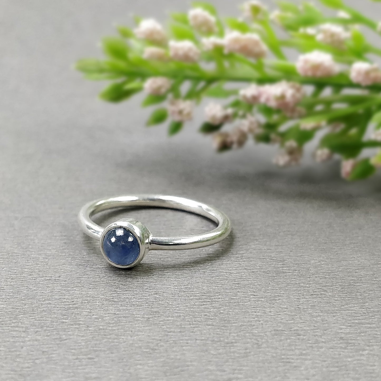 Round Shape Sapphire