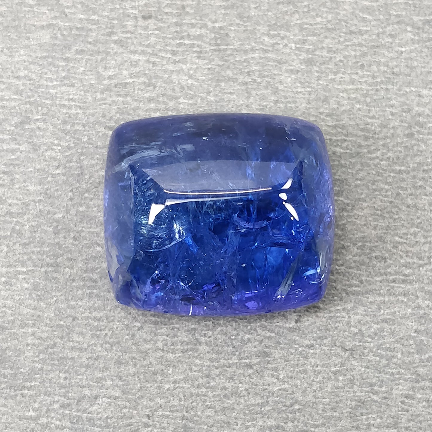 Tanzanite cabochon