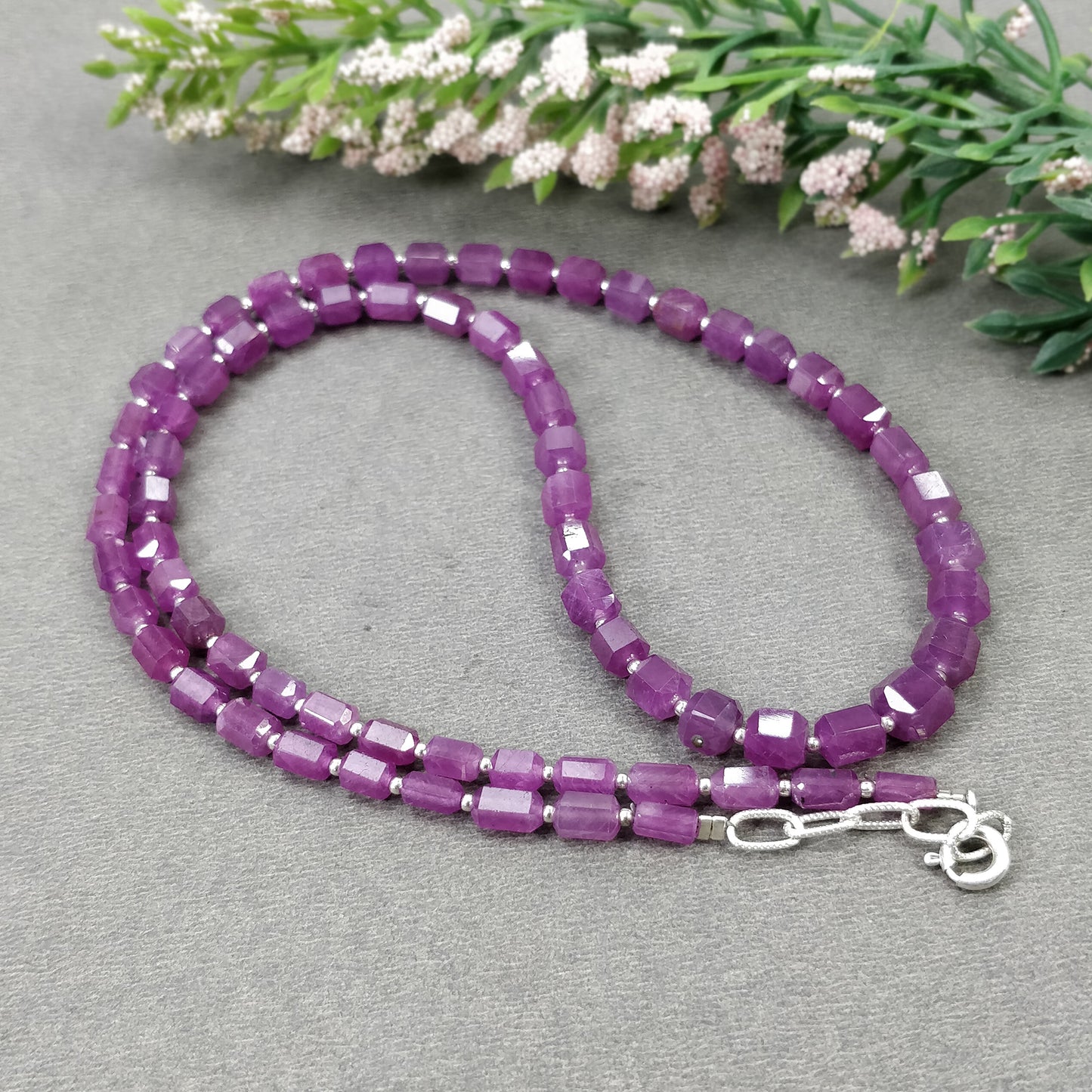 Faceted necklace