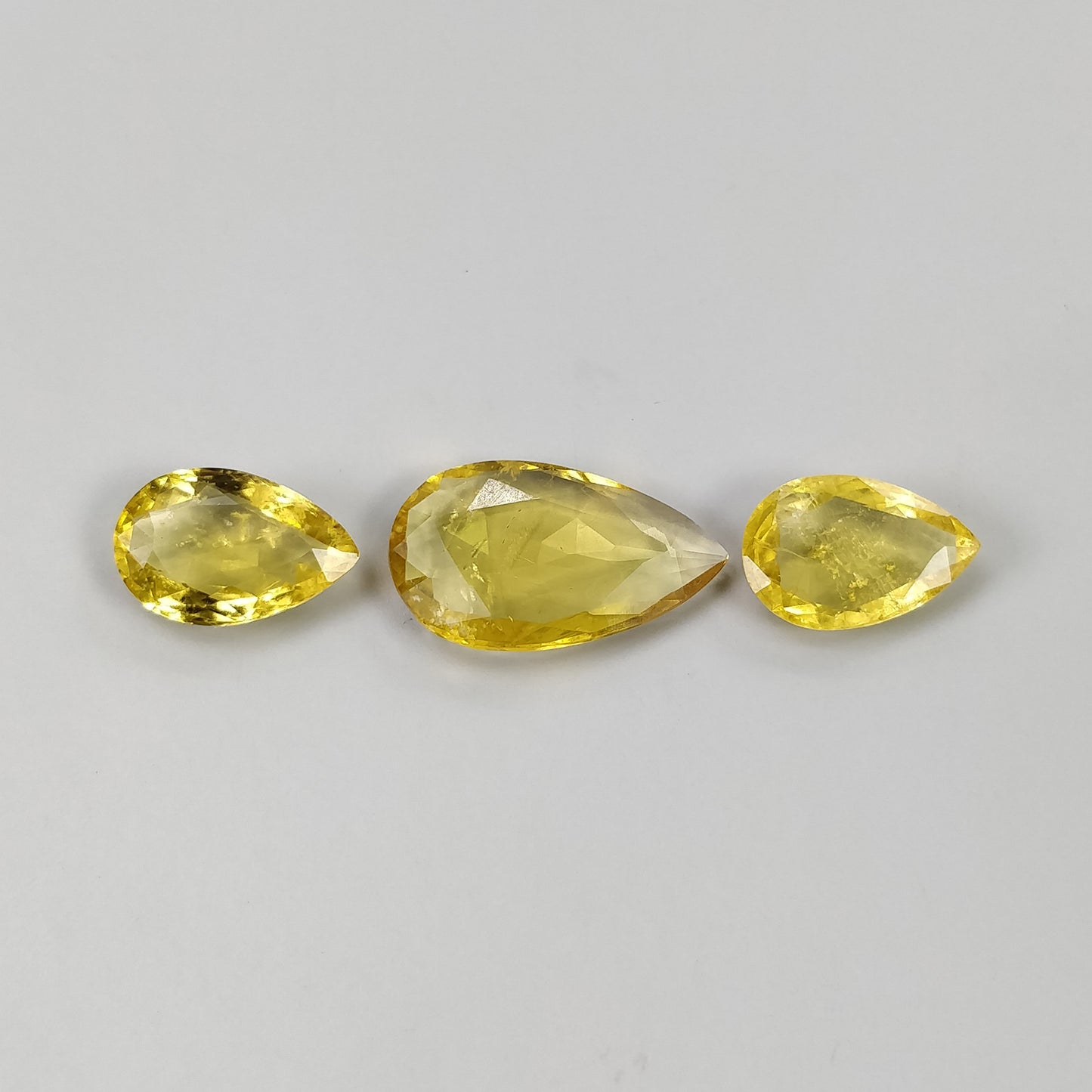 Pear Shape Aqua