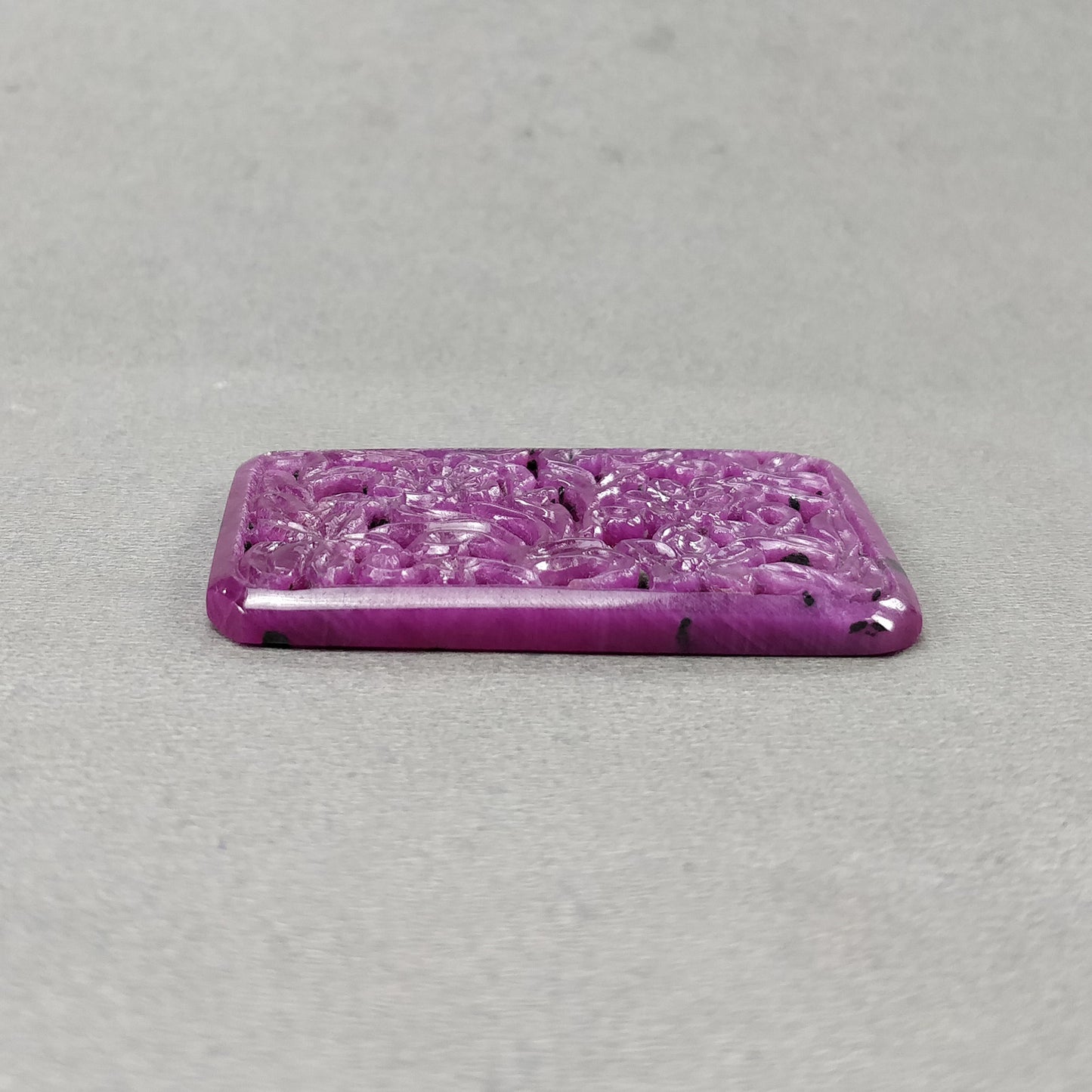 Ruby Gemstone Carving : 108.40cts Natural Untreated Red Ruby Hand Cushion Shape 52*35mm