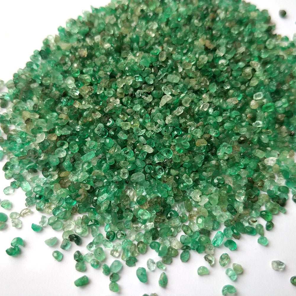Natural Green COLOMBIAN EMERALD Gemstone Rough & Scrap Piece WHOLESALE Lot Below 2.5mm 50.00cts Lot Fine quality May Birthstone Mineral Size