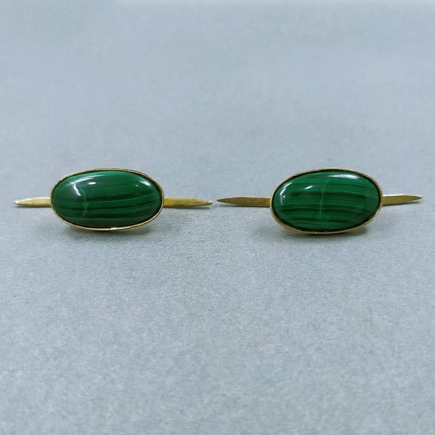GREEN MALACHITE Gemstone PIN : 9.60gms Natural Untreated Malachite Gemstone Oval Cabochon Brass Gold Plated Lapel Pins 25*13.5mm*5(h) Pair