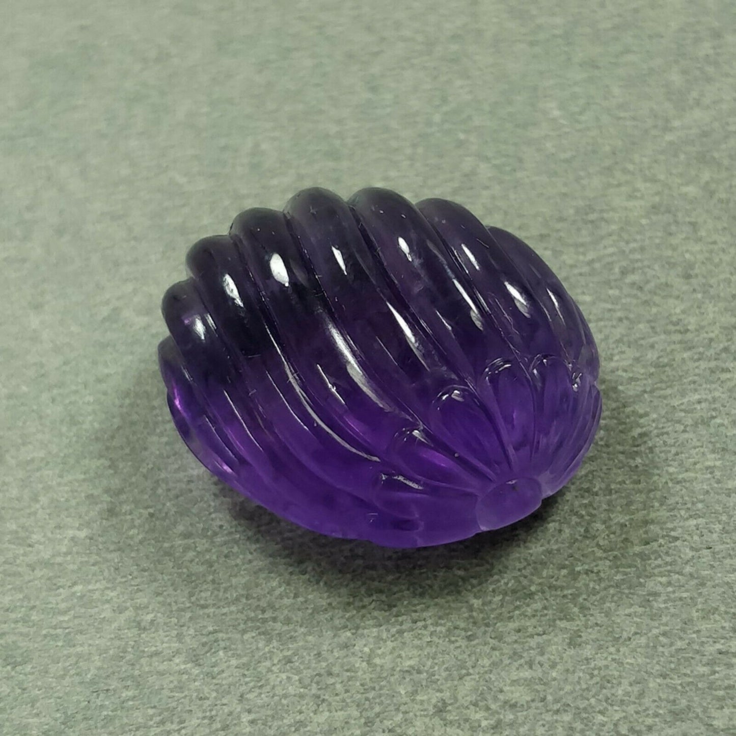 Purple AMETHYST Gemstone Carving : 27.30cts Natural Untreated Amethyst Hand Carved Oval Shape 21*17mm (With Video)