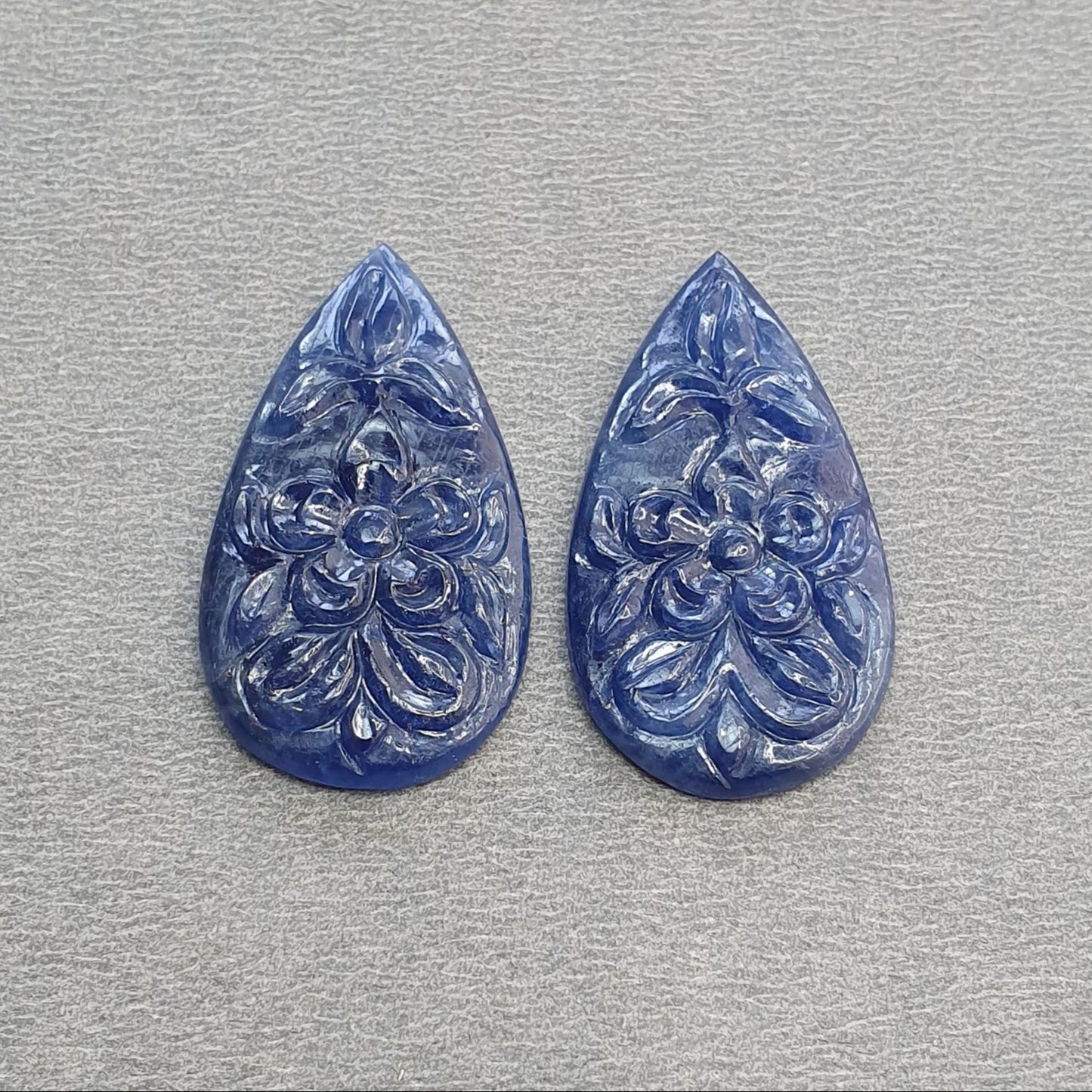 Blue Sapphire Gemstone Carving : 38.50cts Natural Untreated Unheated Blue Sapphire Hand Carved Pear Shape 31*16mm Pair
