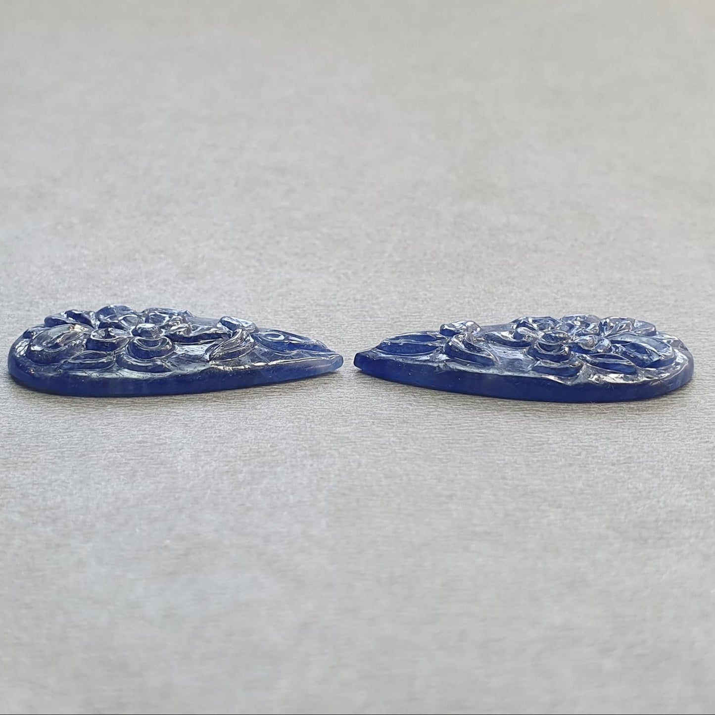 Blue Sapphire Gemstone Carving : 38.50cts Natural Untreated Unheated Blue Sapphire Hand Carved Pear Shape 31*16mm Pair