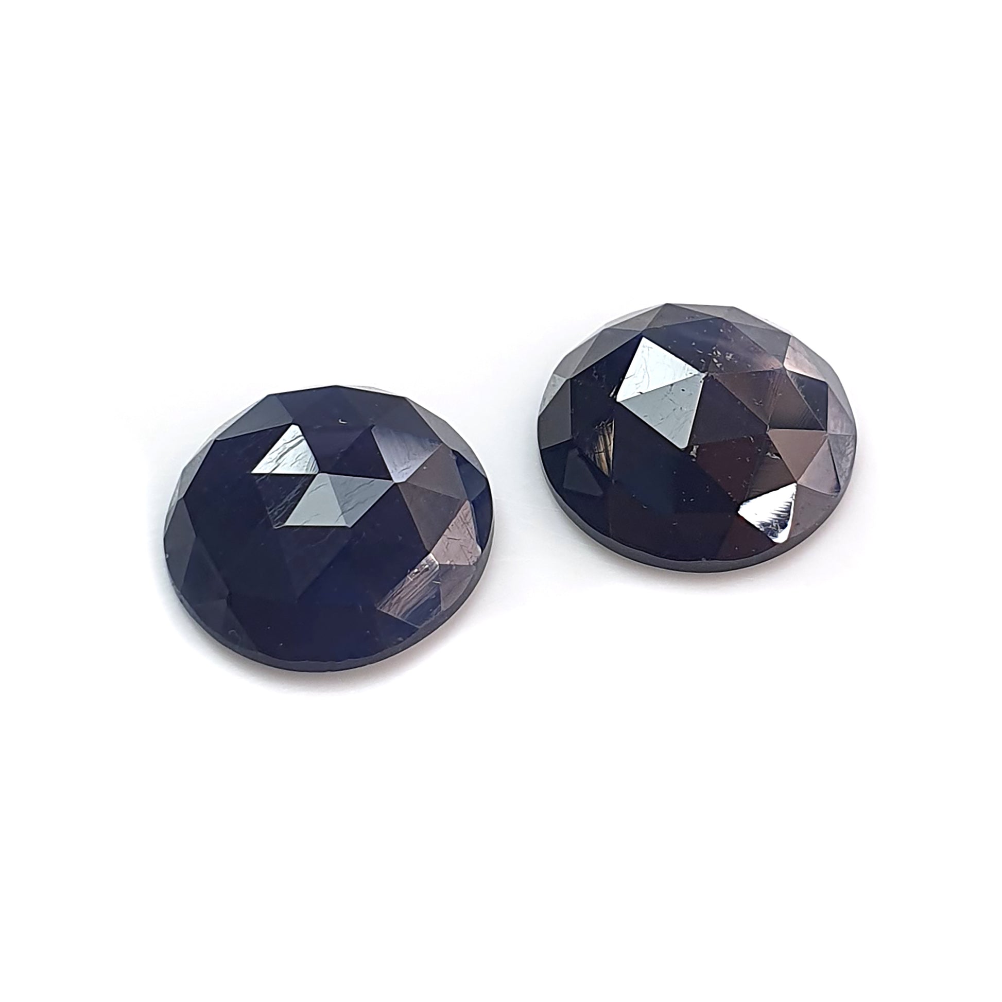 サファイアのローズカット宝石