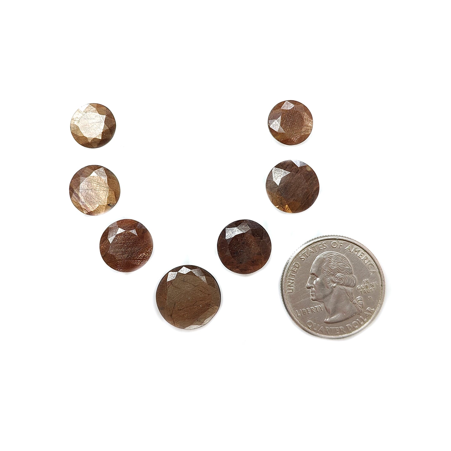 チョコレートサファイアラウンドファセットカット
