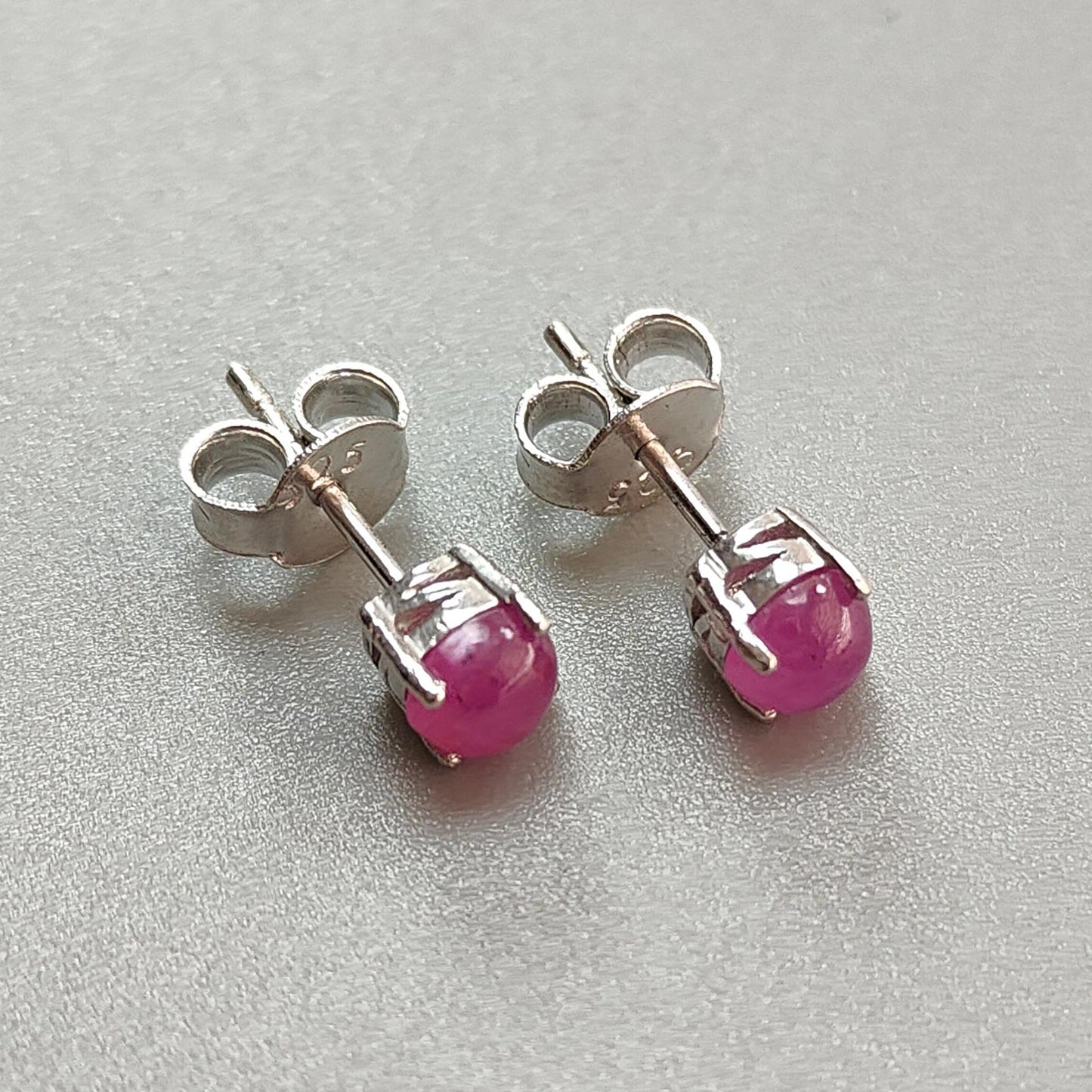 Ruby Plain Silver Earring: 1.61gms Natural Untreated Ruby Round Plain 925 Sterling Silver Prong Set Push Back Stud Earring 0.75"