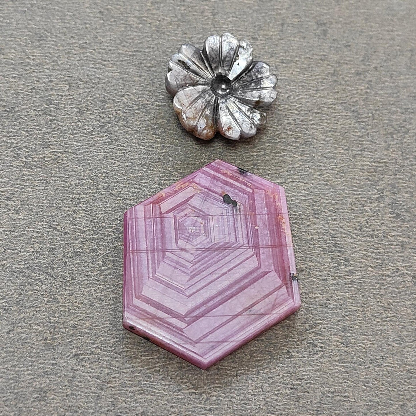 Rosemary Sheen SAPPHIRE Gemstone Flat Slices & Flower Carving : Natural Untreated Unheated Multi Sapphire Round , Hexagon Shapes 2pcs Sets