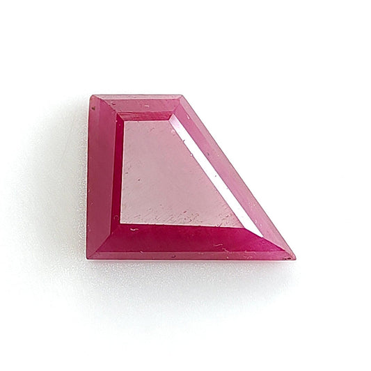 Ruby Gemstone Step Cut : 8.50cts Natural Untreated Unheated Red Ruby Trapezium Shape 16*13mm 1pc