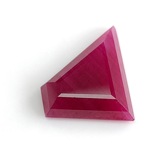 Ruby Gemstone Step Cut : 16.20cts Natural Untreated Unheated Red Ruby Trapezium Shape 17*20mm 1pc