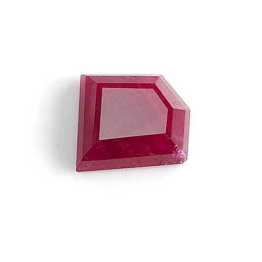 Ruby Gemstone Step Cut : 17.00cts Natural Untreated Unheated Red Ruby Trapezium Shape 16*15mm 1pc