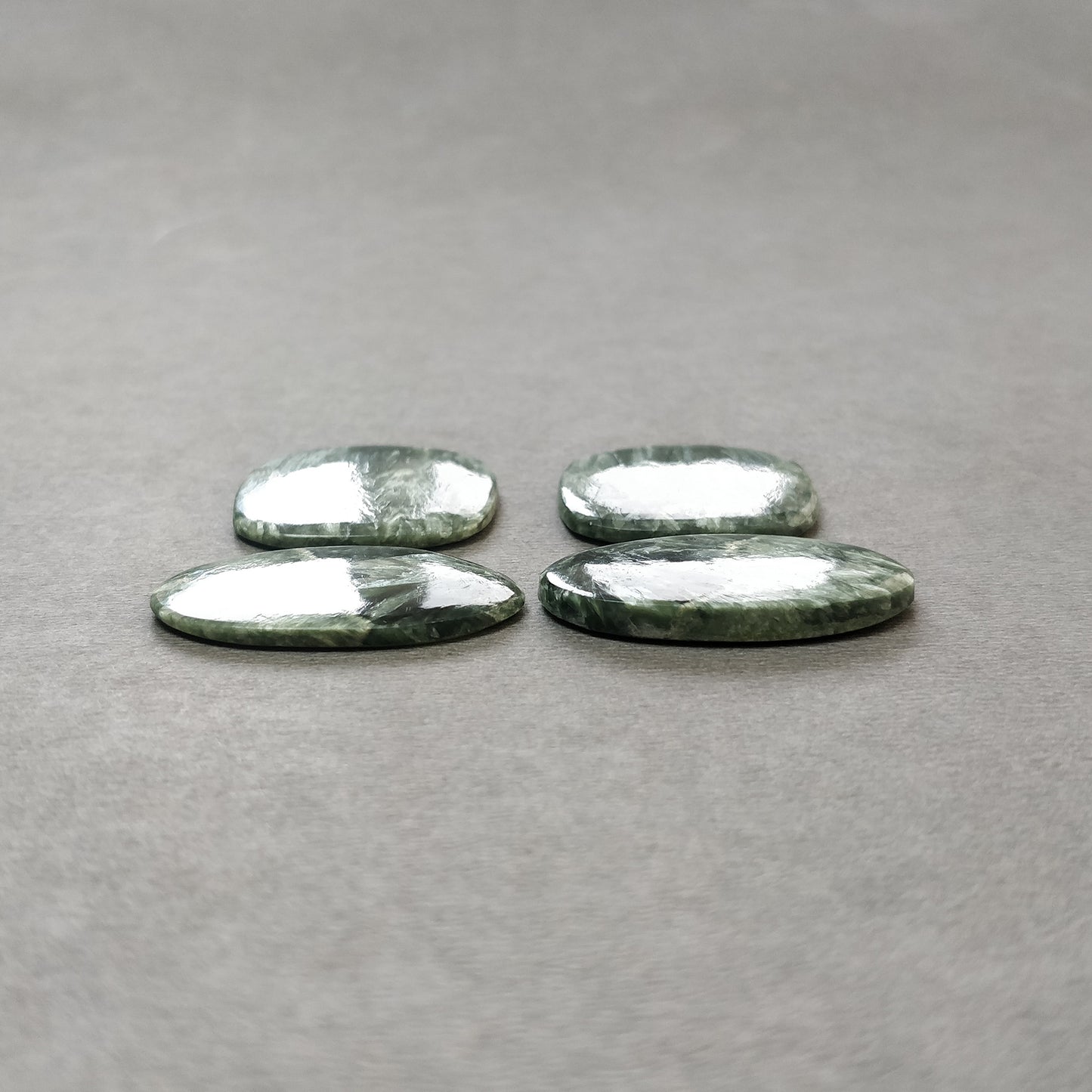GREEN SERAPHINITE Gemstone Flats: 65.50cts Natural Untreated Gemstone Oval & Cushion Shape Cabochon Flat Bottom Slice 25*23mm - 31*17mm 4pcs