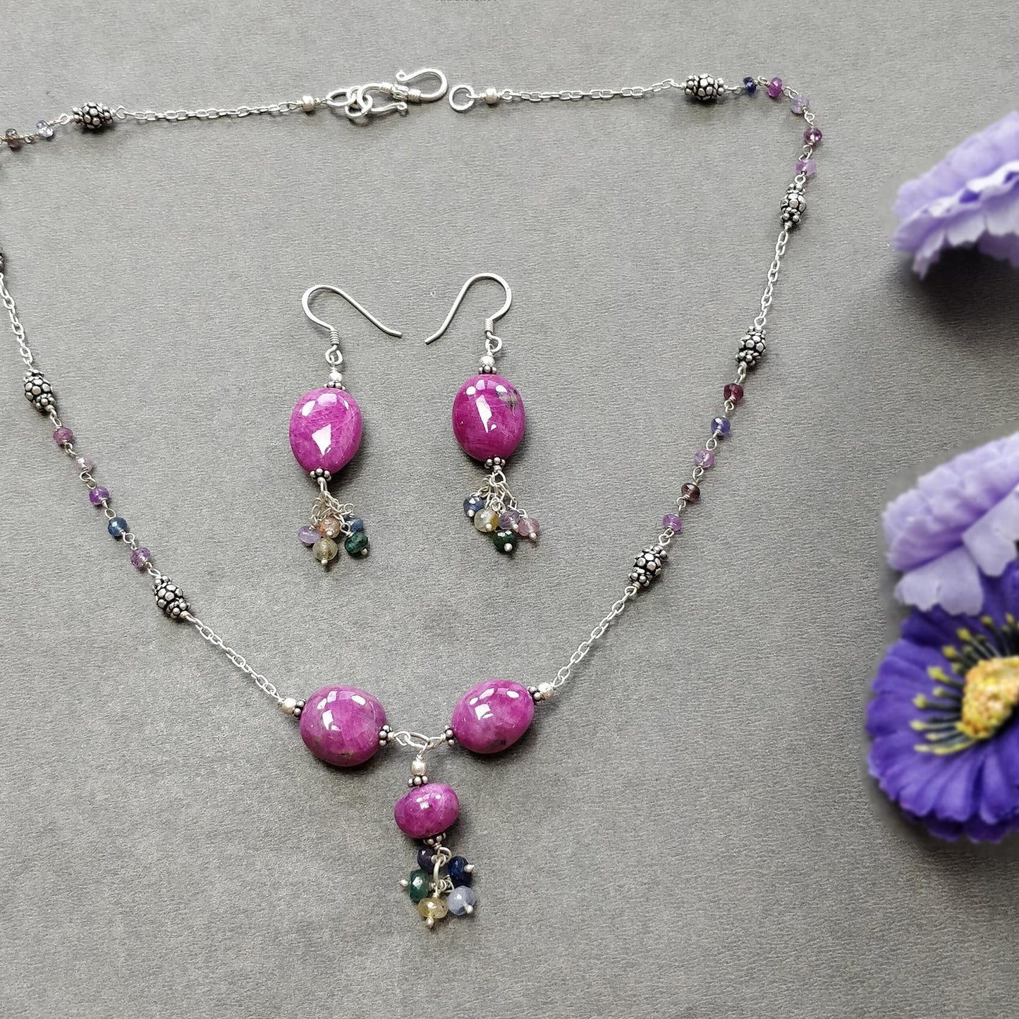 Ruby & Emerald Sapphire Beads Necklace And Earring : 30.43gms 925 Silver Natural Ruby Untreated Plain Beaded Earrings Necklace Set