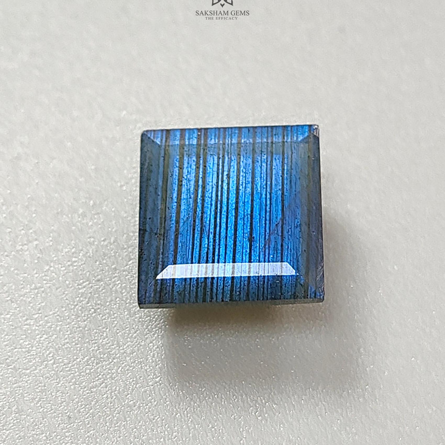 Labradorite Gemstone