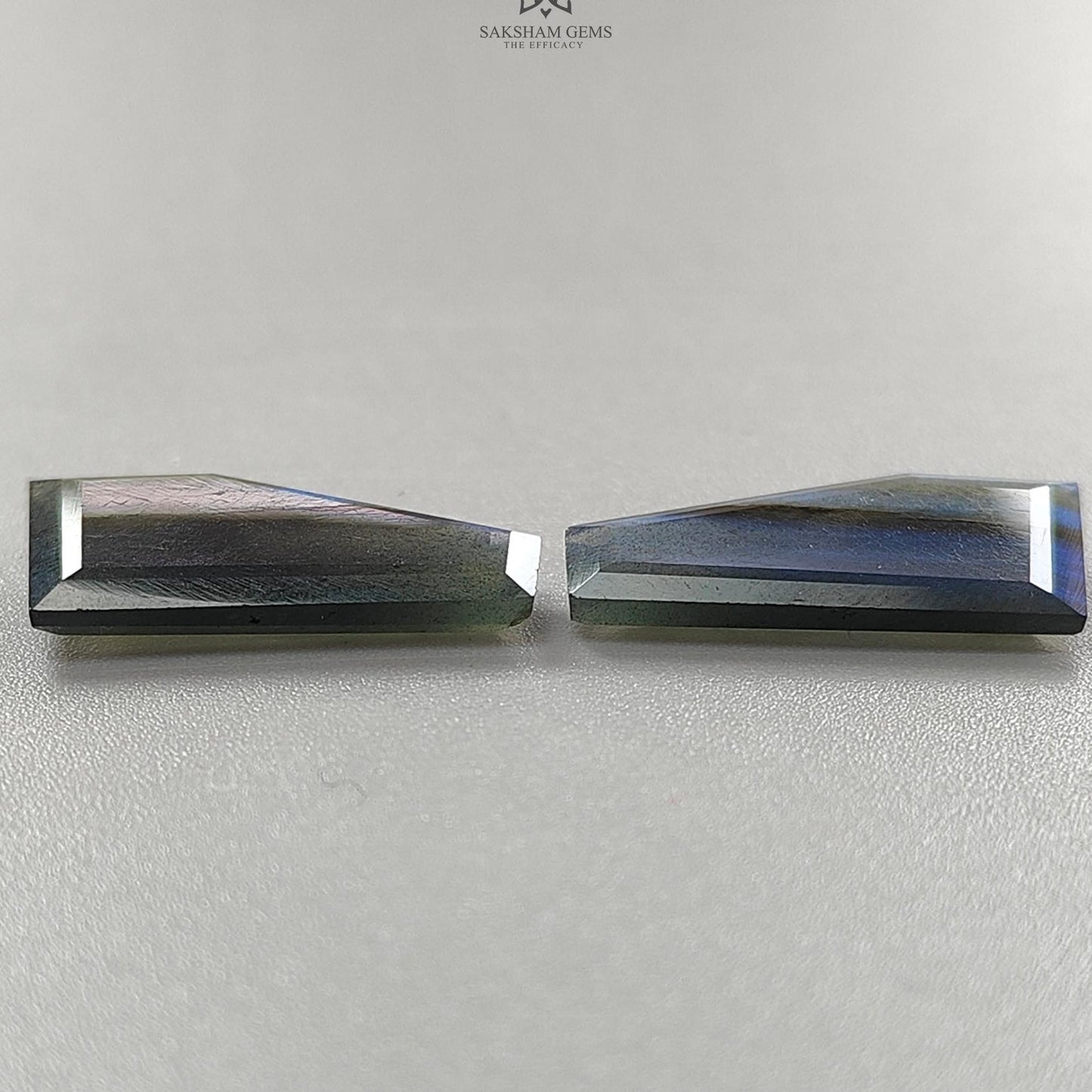 Labradorite Cabochon Fancy Cut: 19.00cts Natural Untreated Unheated Blue Labradorite Uneven Shape 1pc For Jewelry 25*13mm