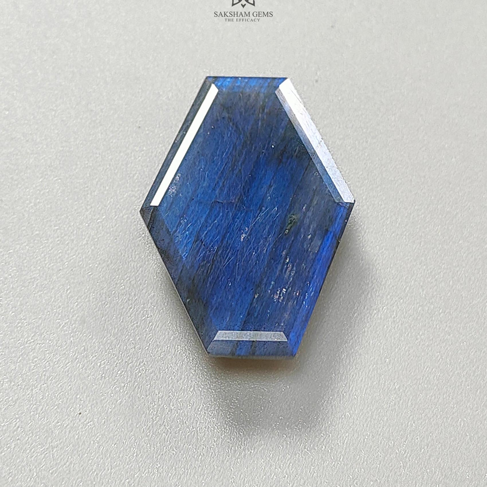 Labradorite Gemstone