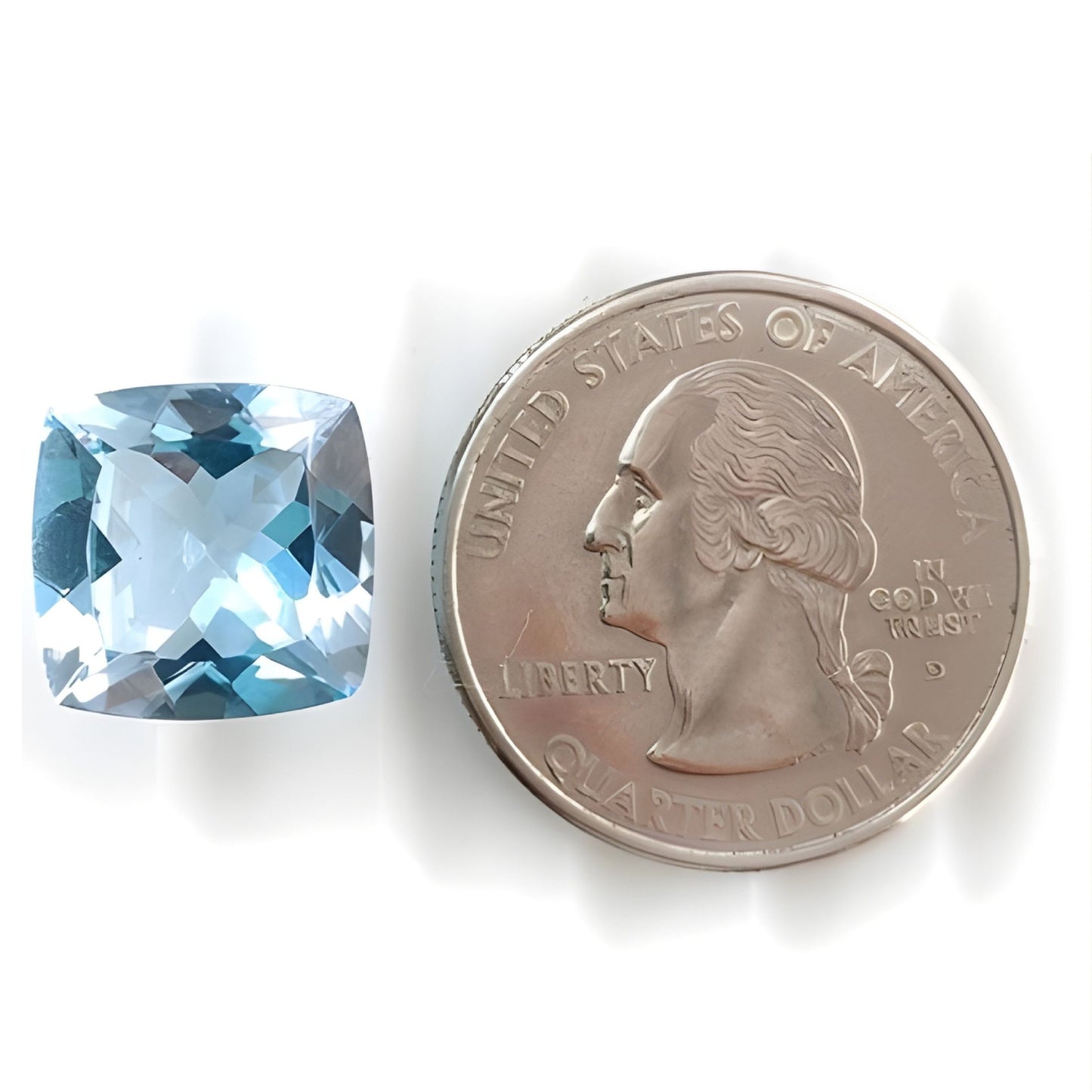 ブルートパーズ クッションシェイプ ファセットカット