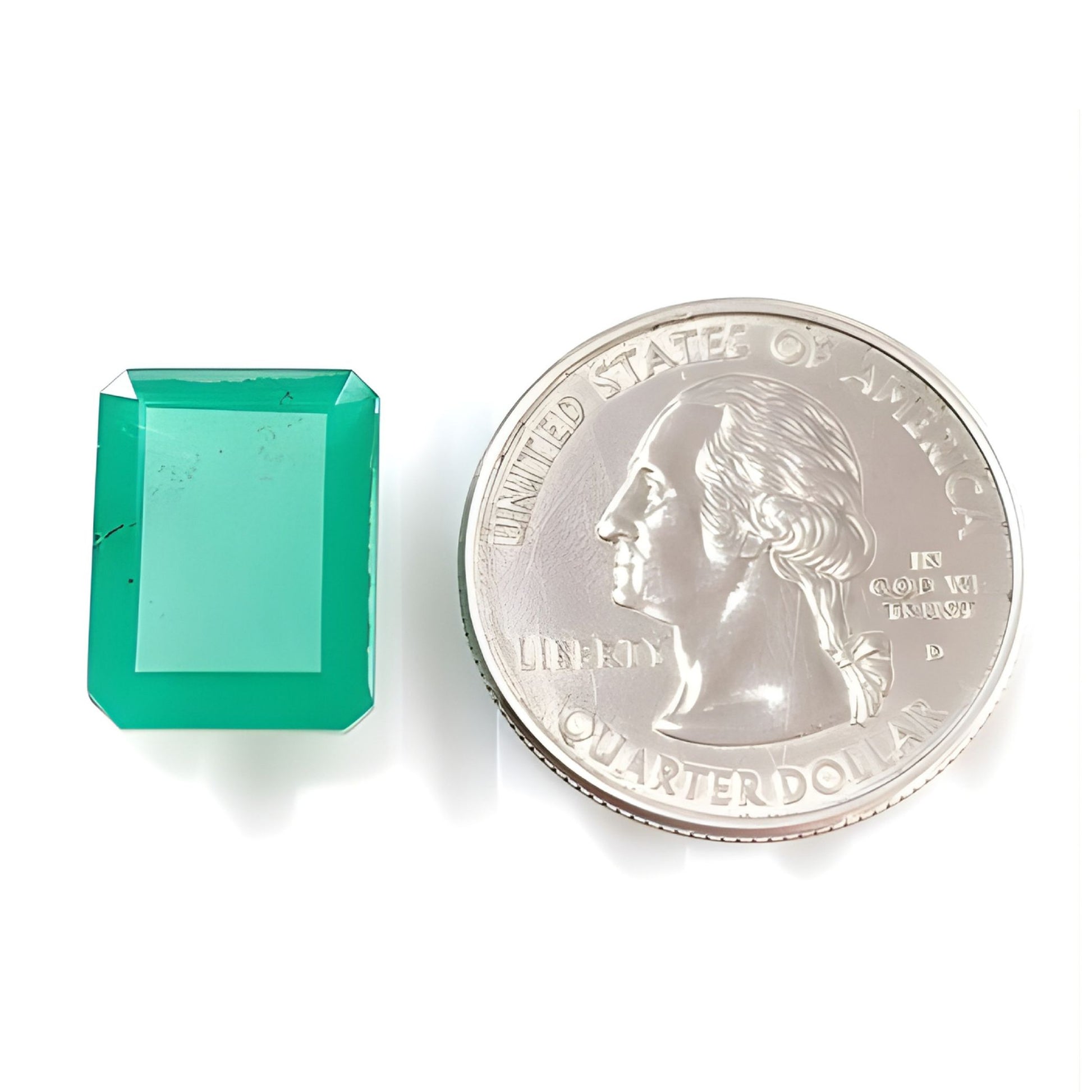 绿石英组装成珠宝