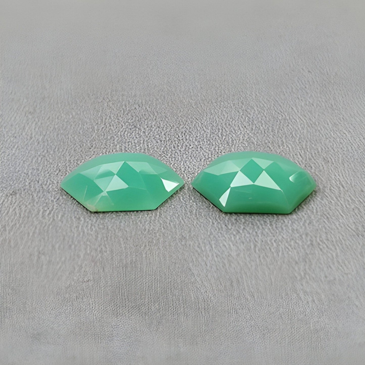 Chrysopras Sechseckform Facettenschliff