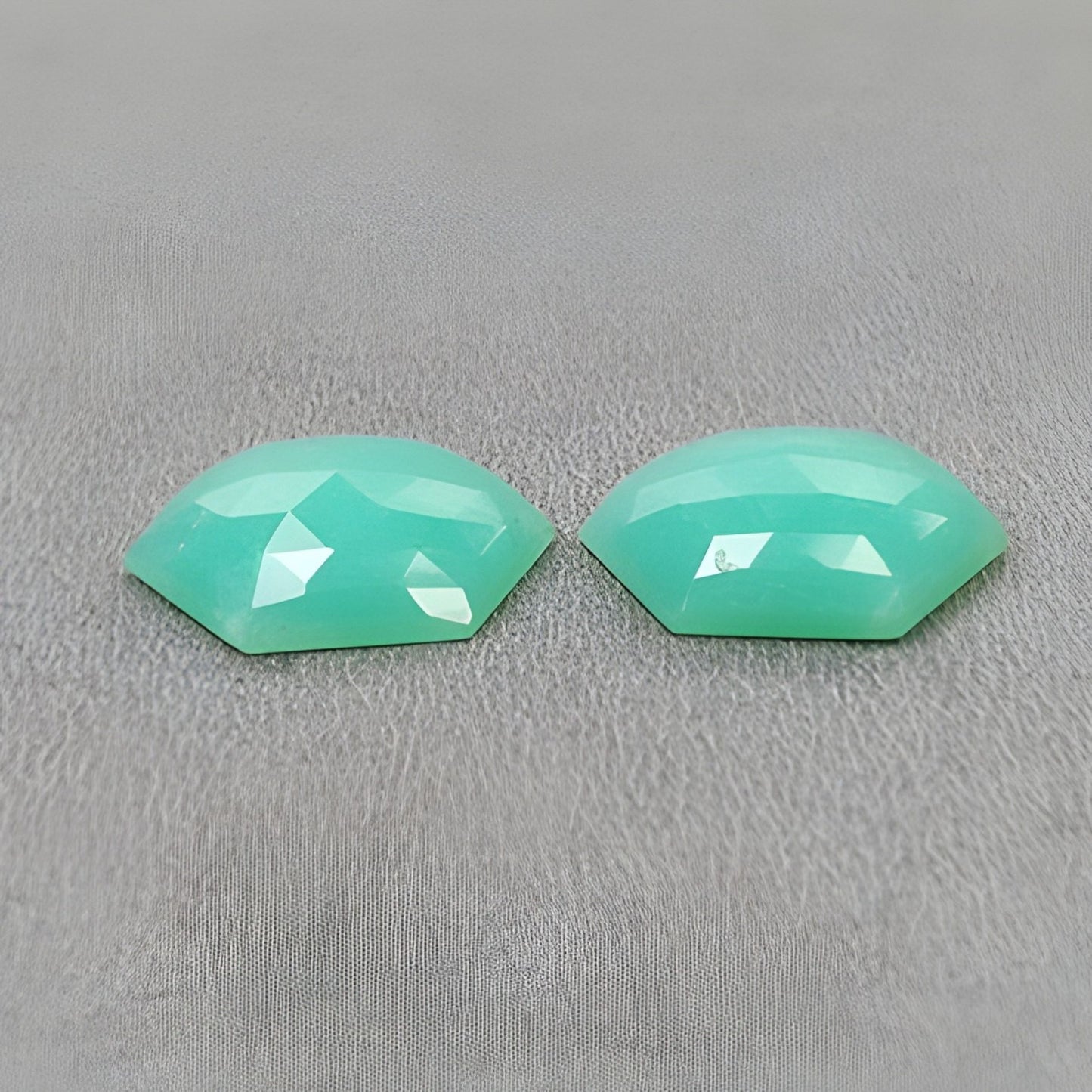 Piedra preciosa verde crisoprasa