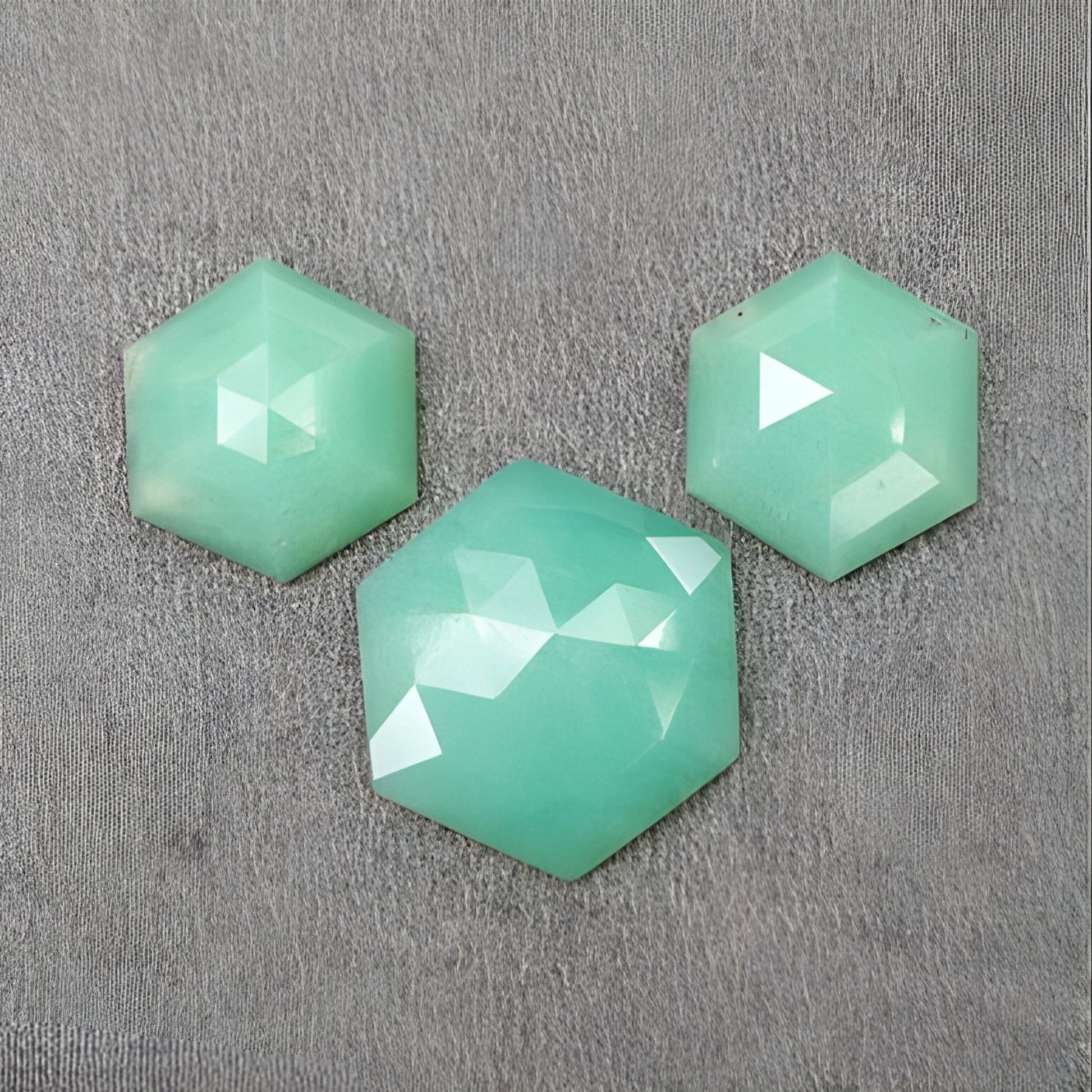 クリソプレーズ 六角形ステップカット