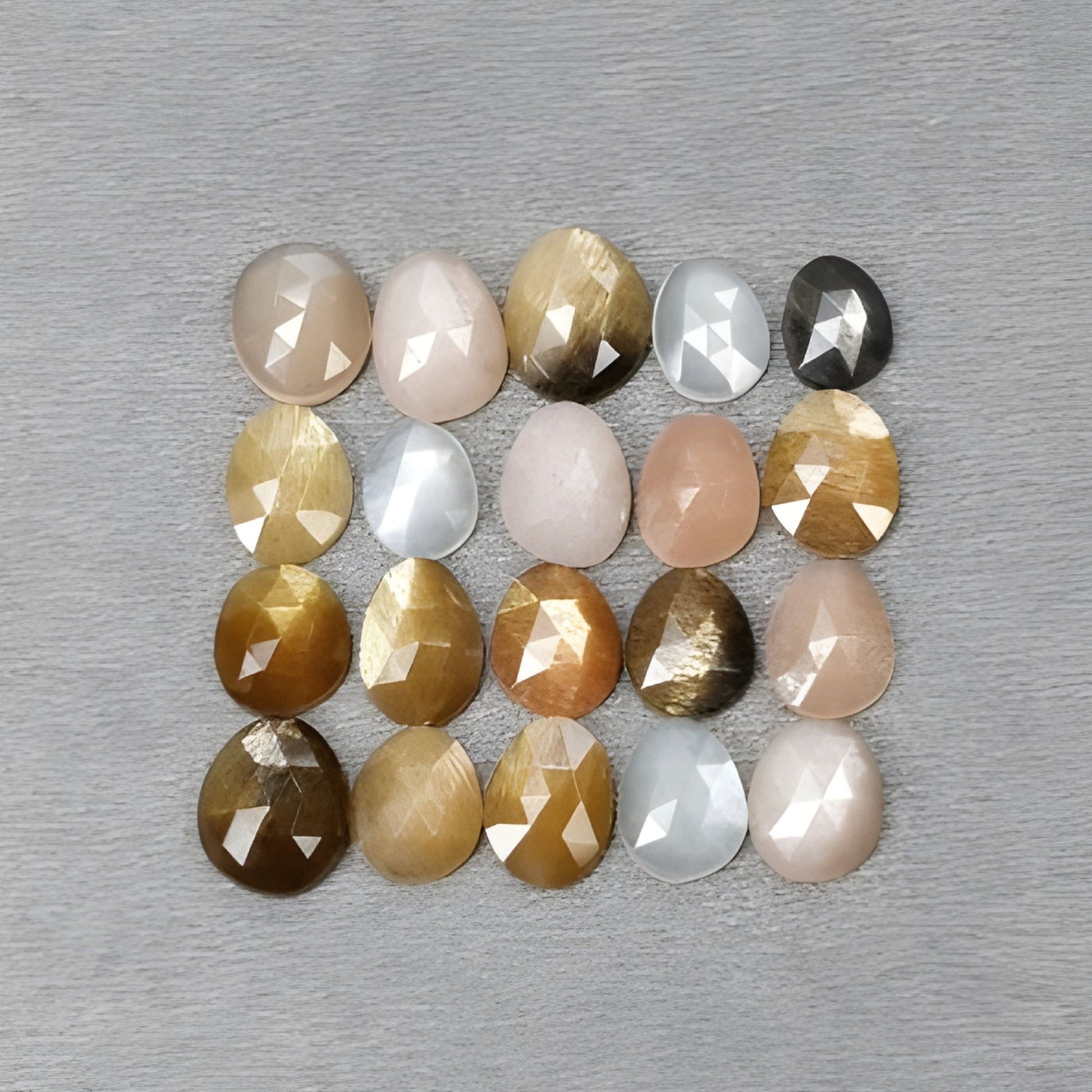 月光石天然未经处理的宝石