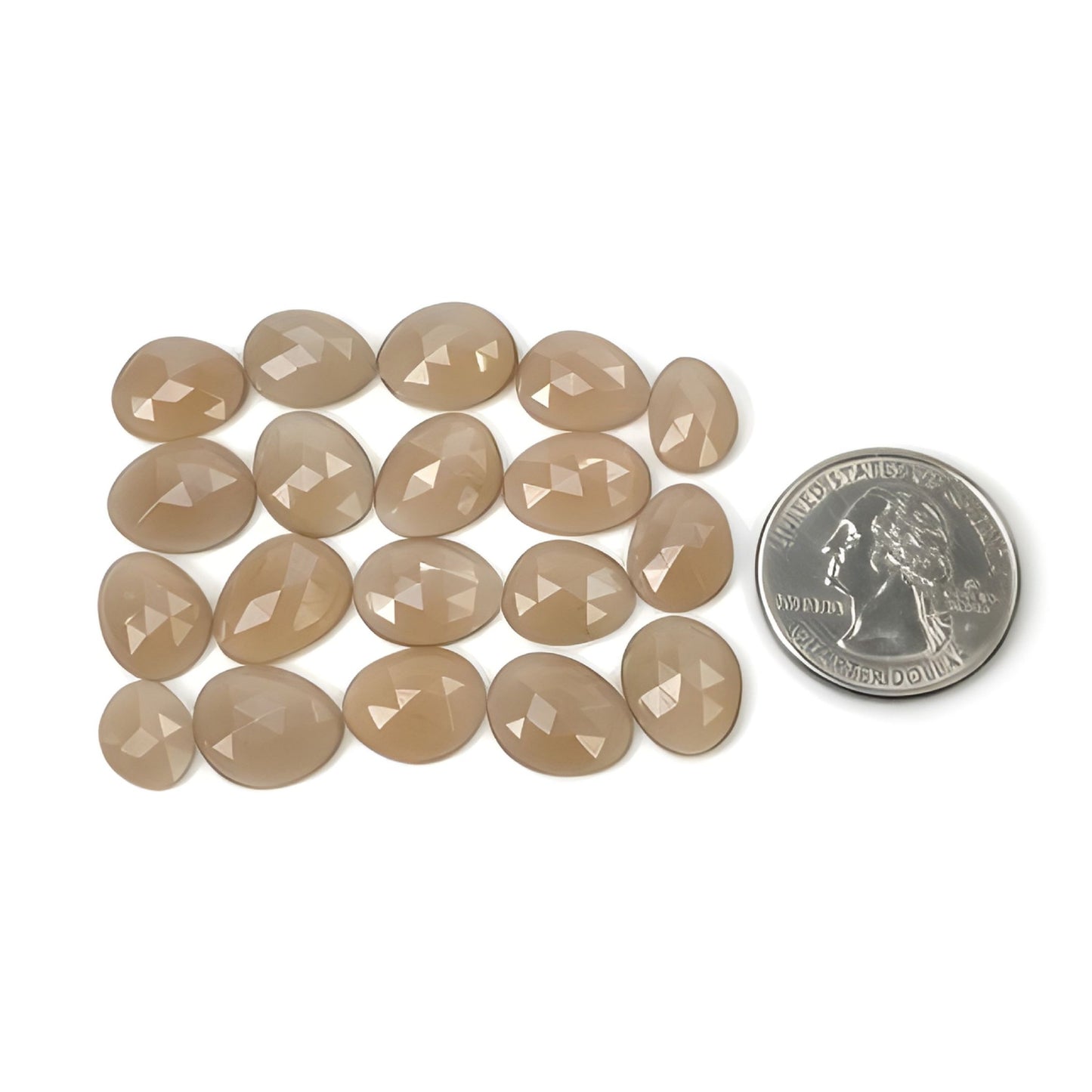 ジュエリー用のムーンストーン