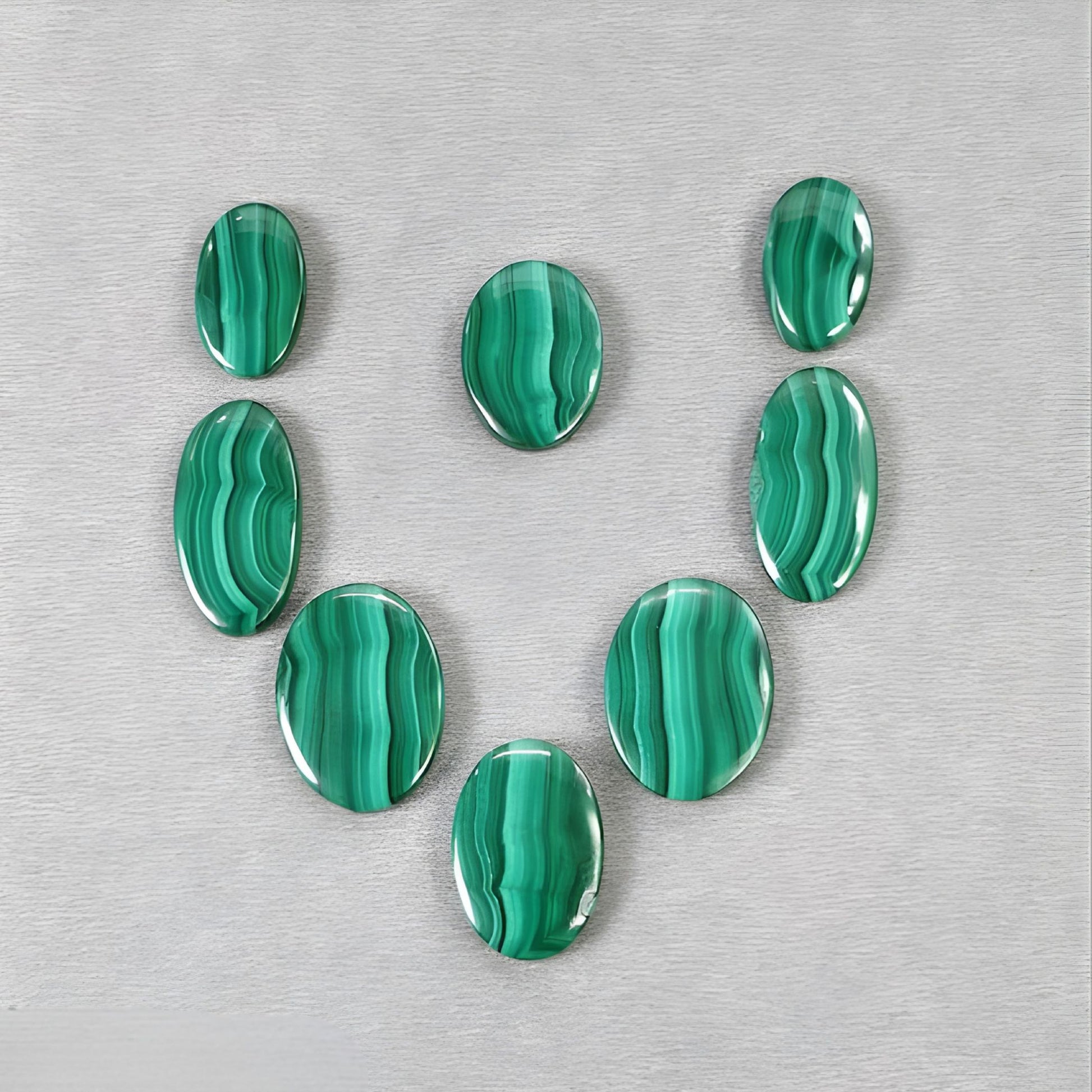 Malachit, unbehandelter Naturstein