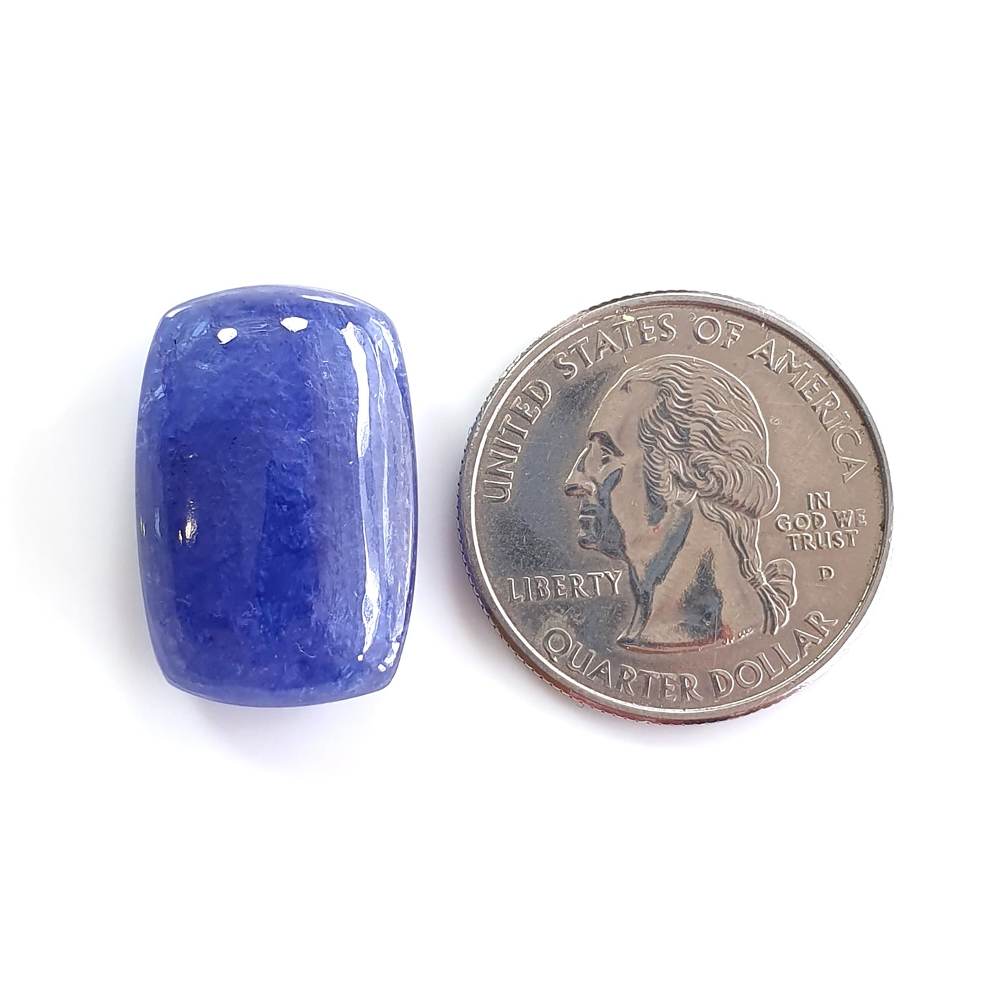 حجر التنزانيت الطبيعي الكريم