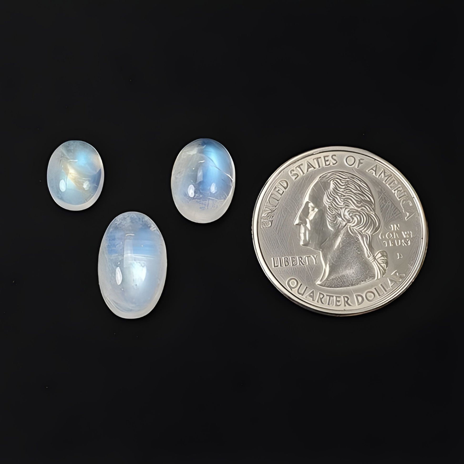 pietra di luna naturale non trattata