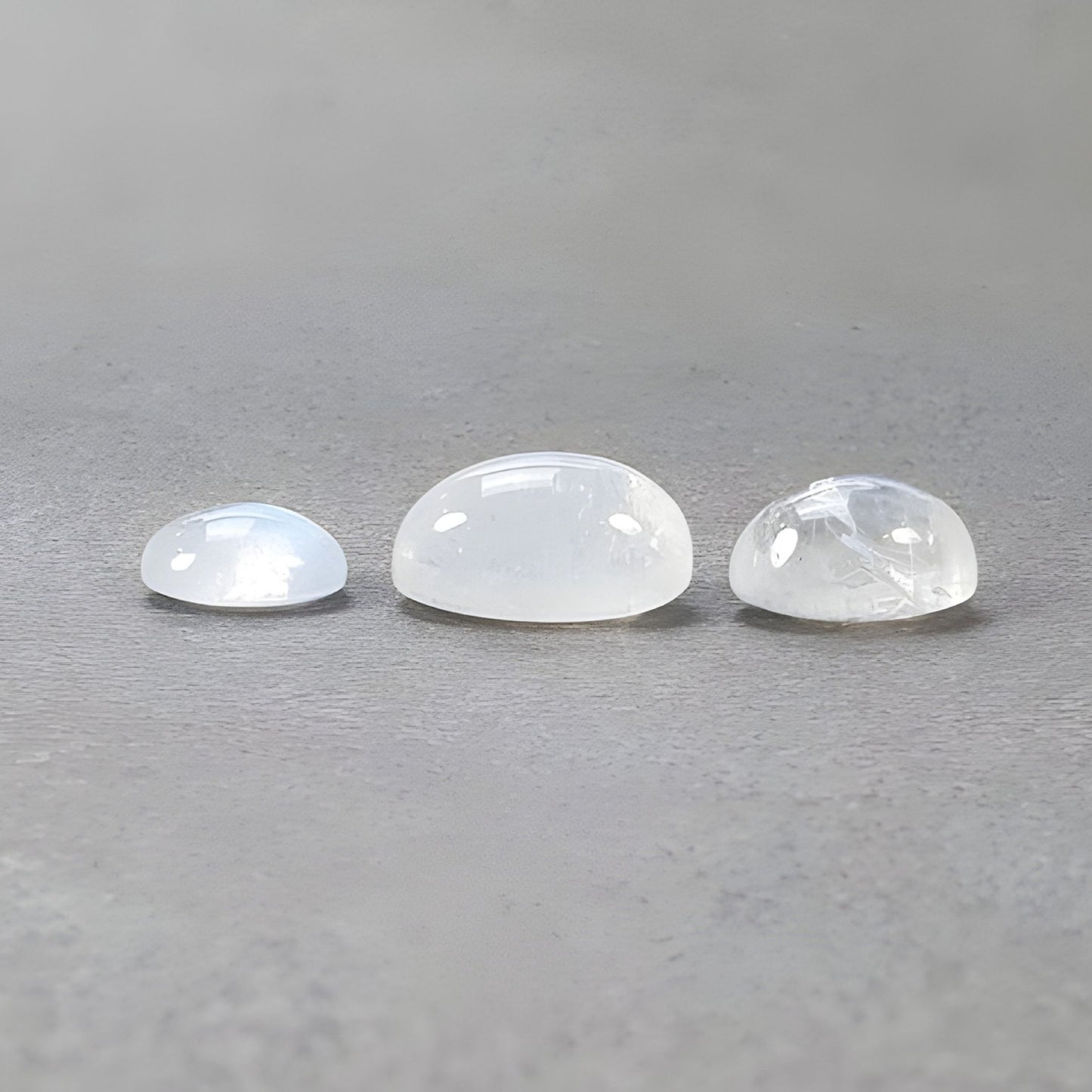 حجر القمر للمجوهرات