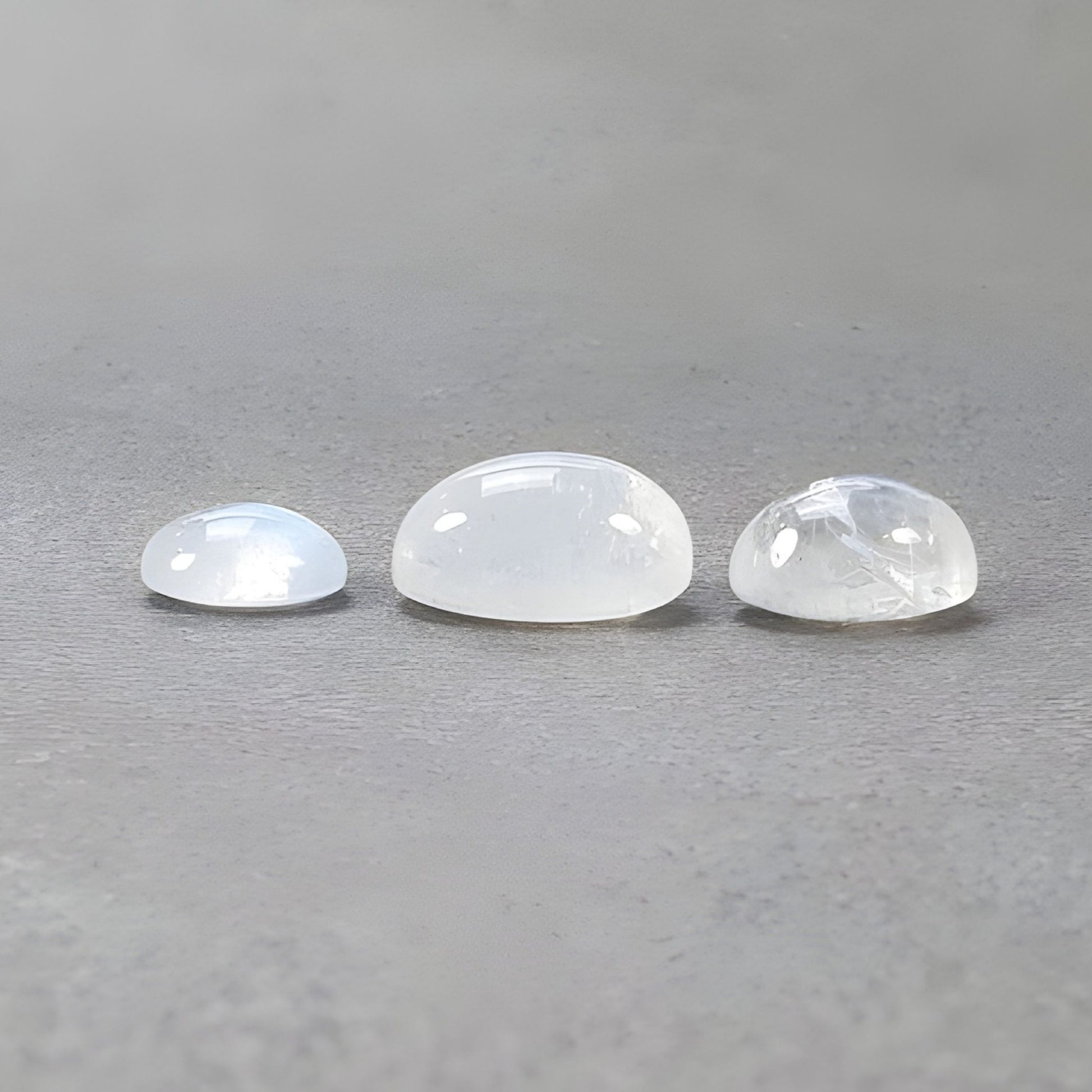 حجر القمر للمجوهرات