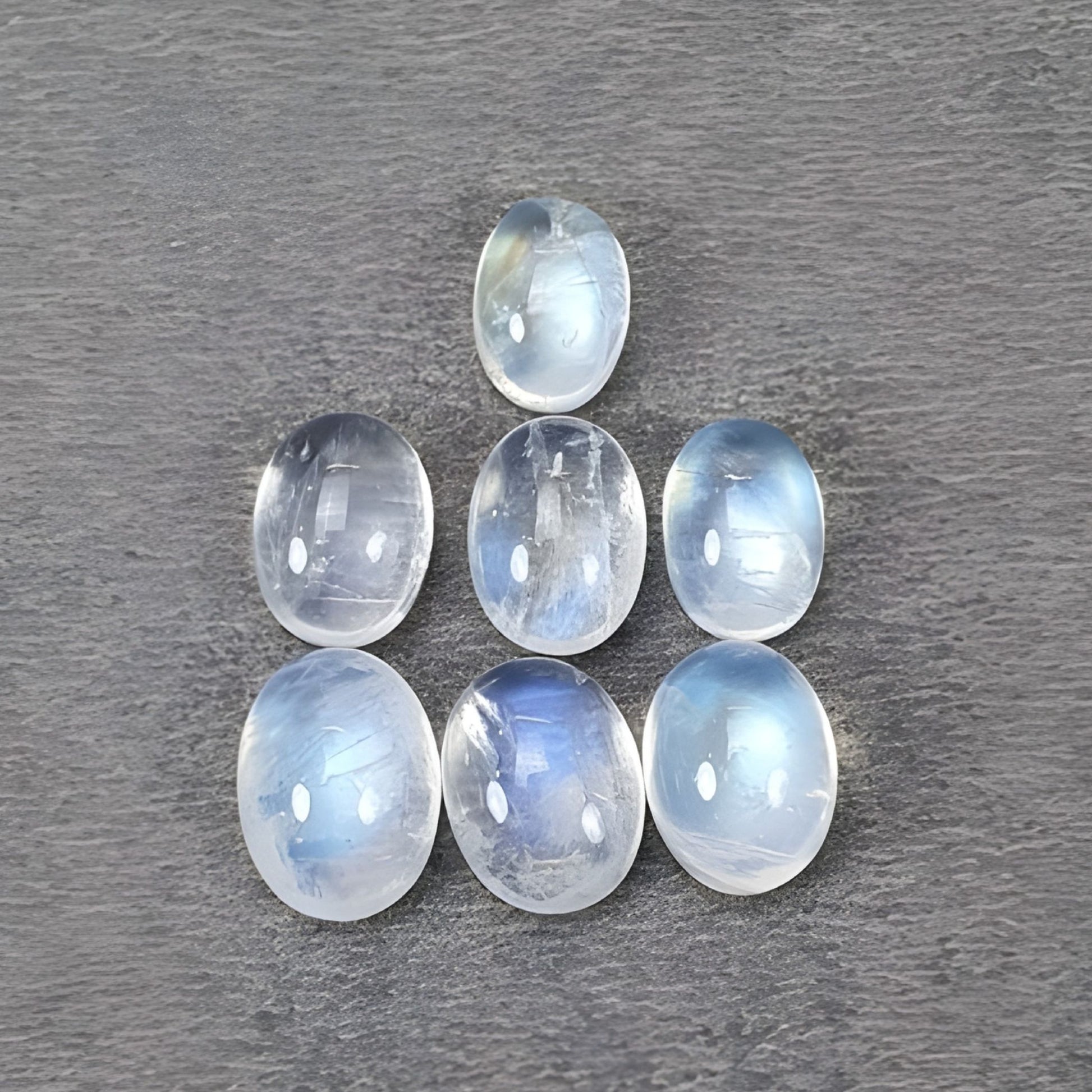 pietra di luna naturale non trattata